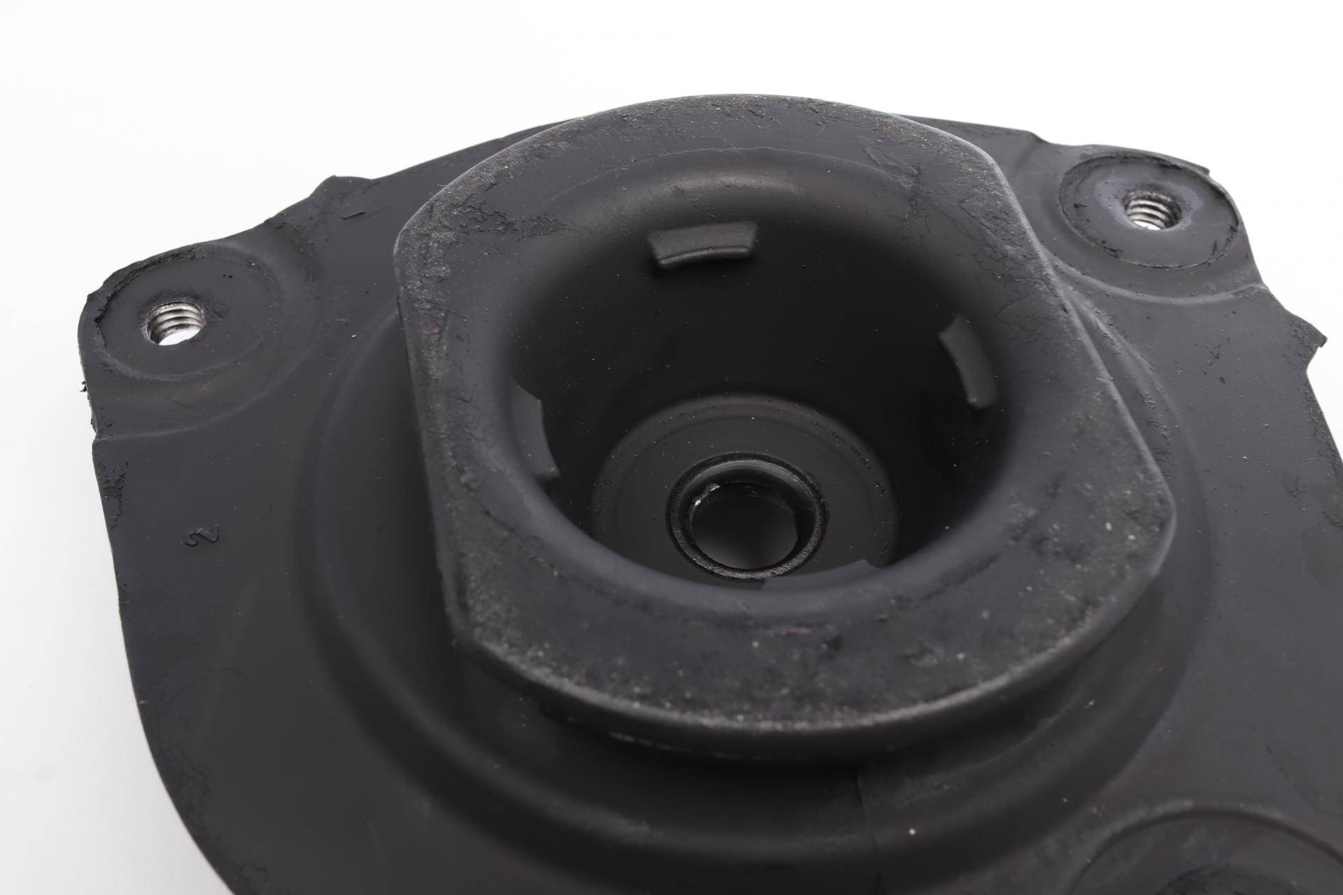 Подушка амортизатора (переднього) Nissan Juke/Leaf 10- (L)