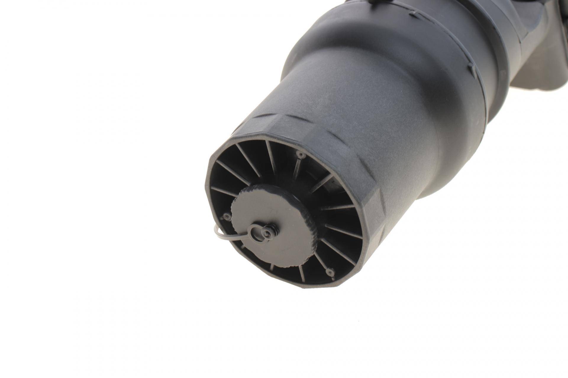 Корпус фільтра масляного Audi Q3/VW Jetta 06-