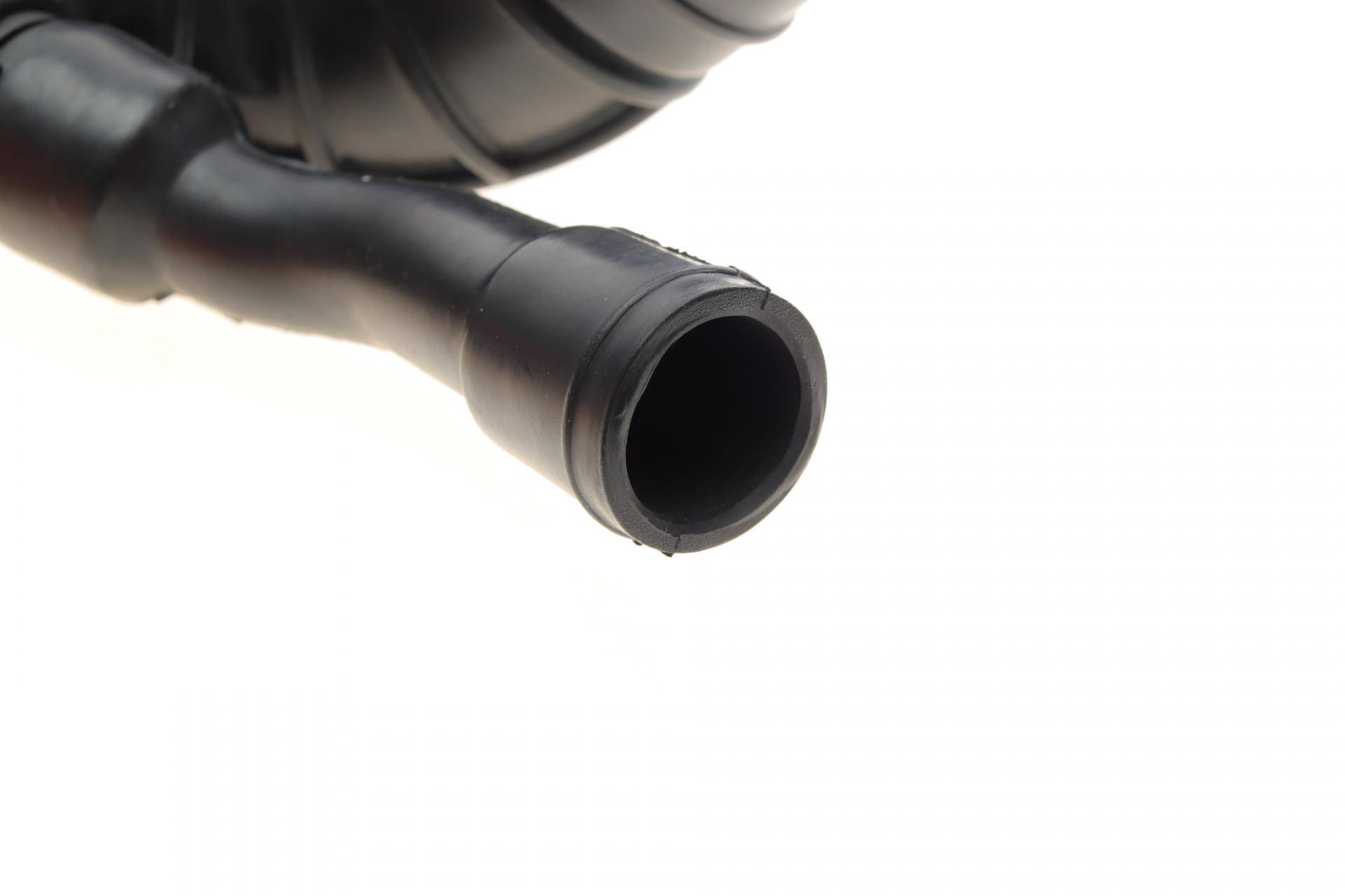 Патрубок фільтра повітряного Citroen Nemo/Peugeot Bipper 1.4HDi 08-