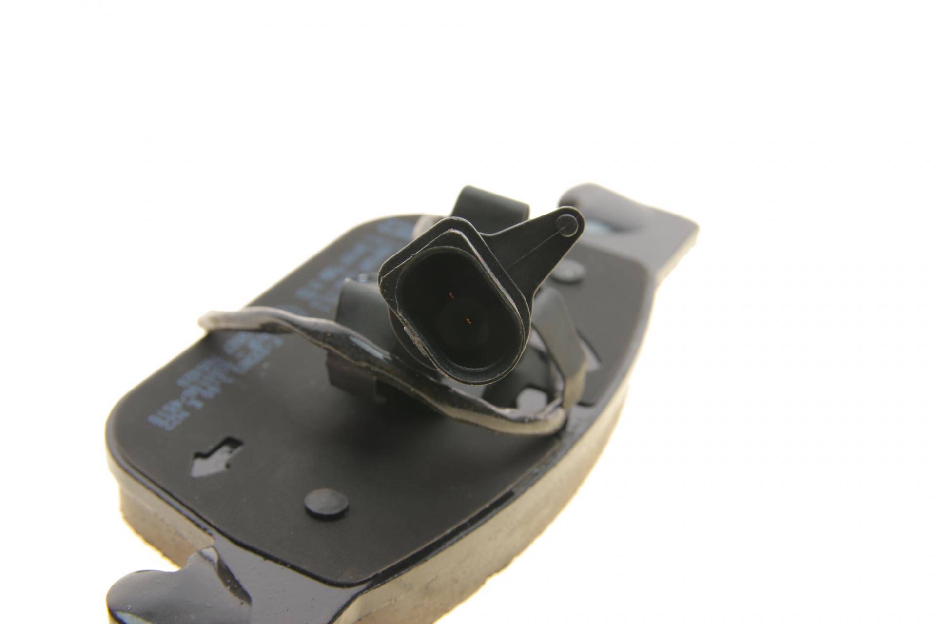 Колодки гальмівні (передні) Audi A4/A5 16- (з датчиком) (Teves)