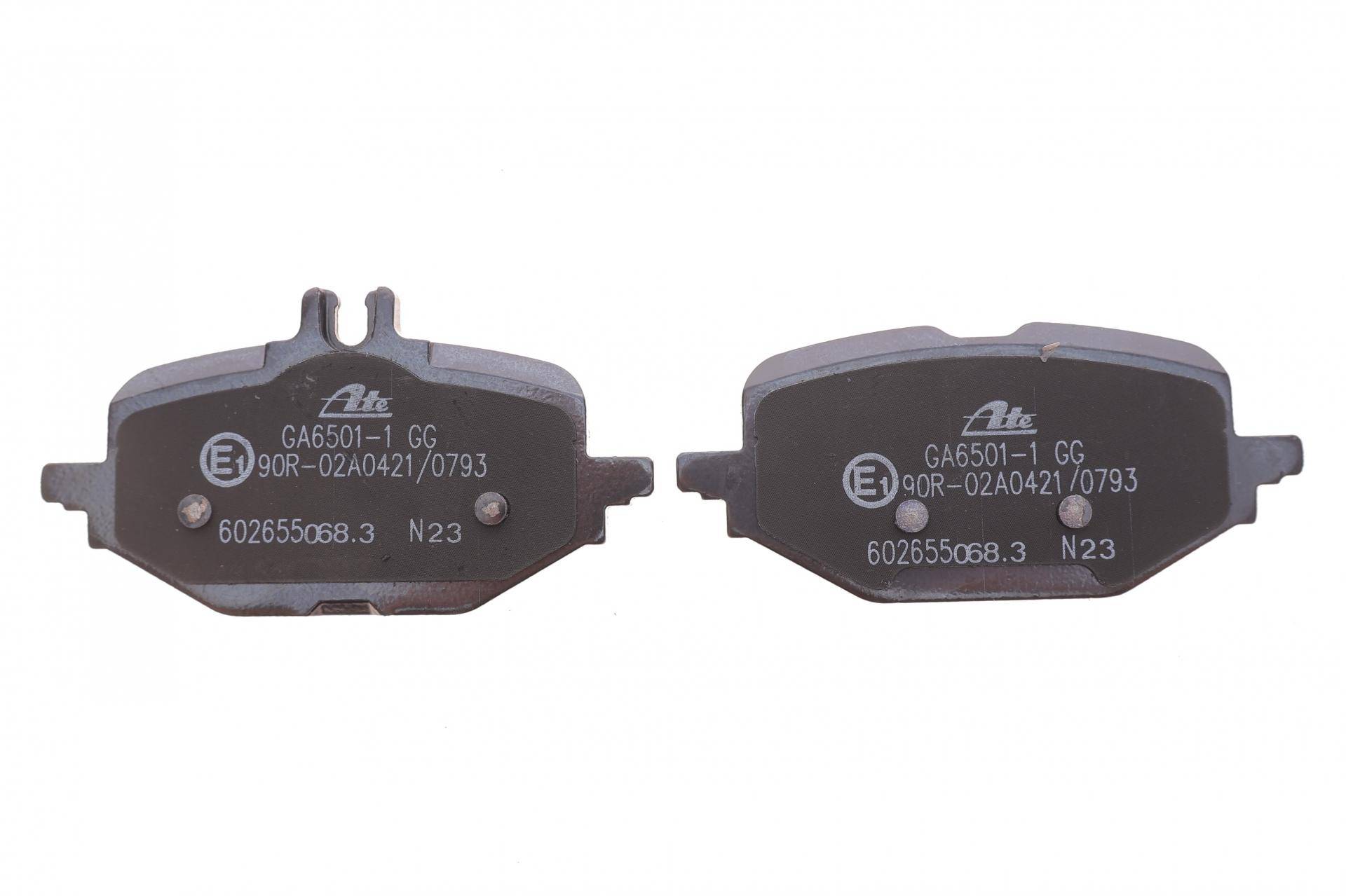 Колодки гальмівні (задні) MB C-class (W206/S206) 21-/E-class (W214) 23- (ZF)