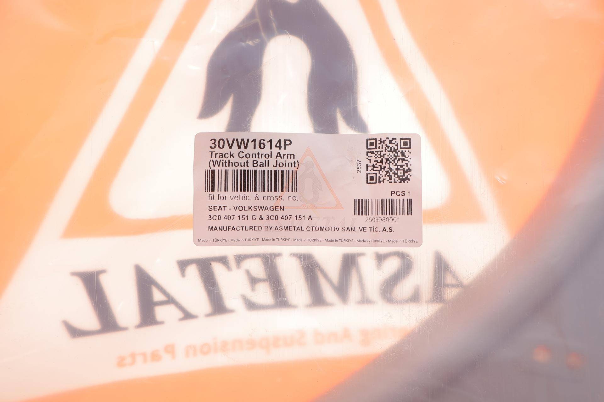 Важіль підвіски (передній/знизу) VW Passat 05-14/Tiguan 07-/Sharan 10- (без кульової)