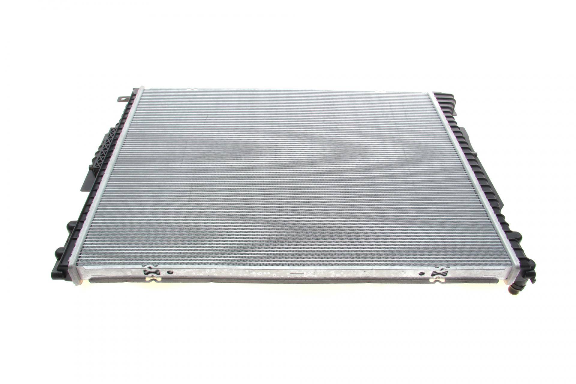 Радіатор охолодження BMW 3 (F30/F80) 15-18 B46/B48/B58