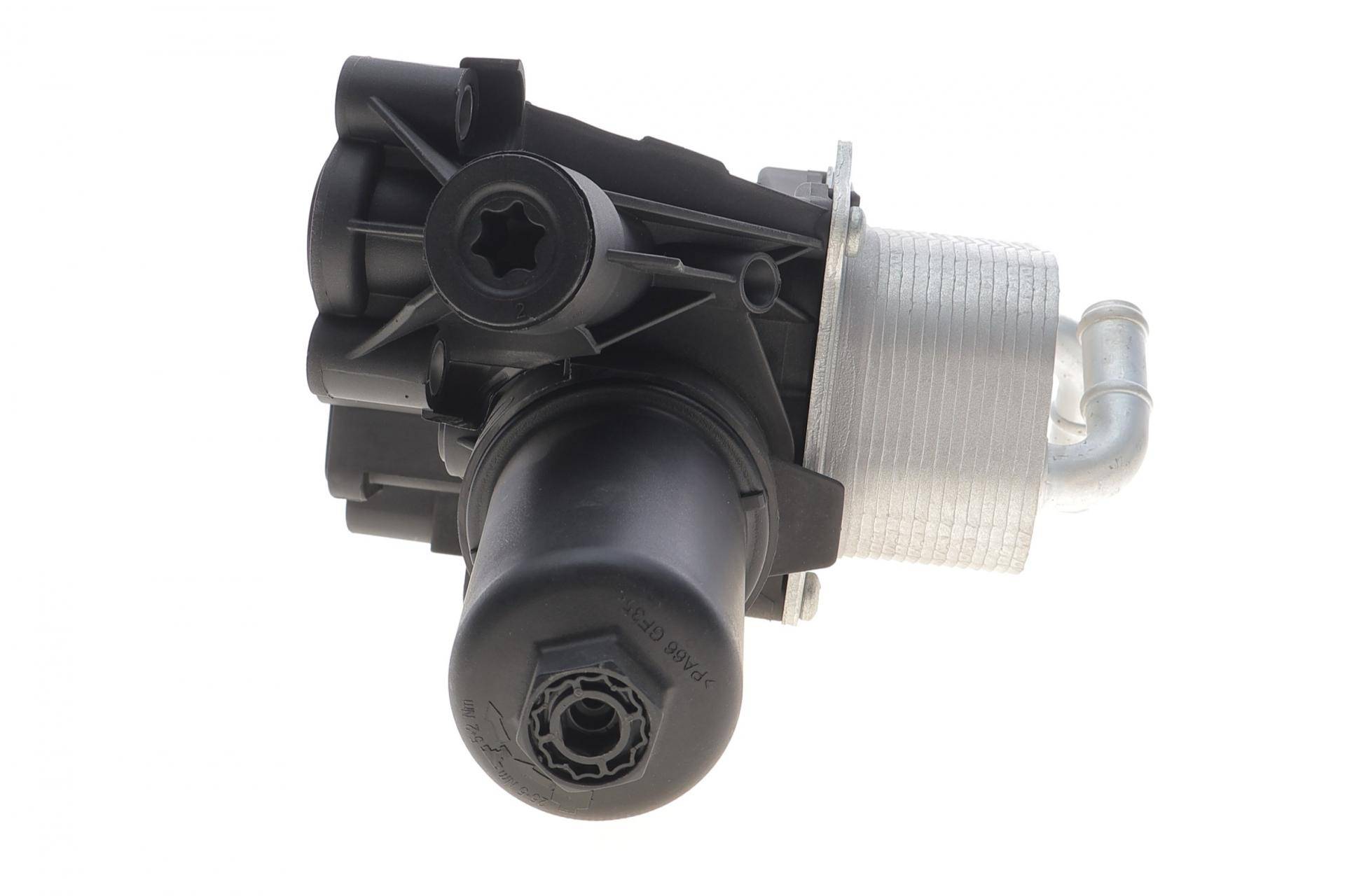 Радіатор масляний VW Caddy V/T7/Tiguan 2.0 TDI 19- (теплообмінник)