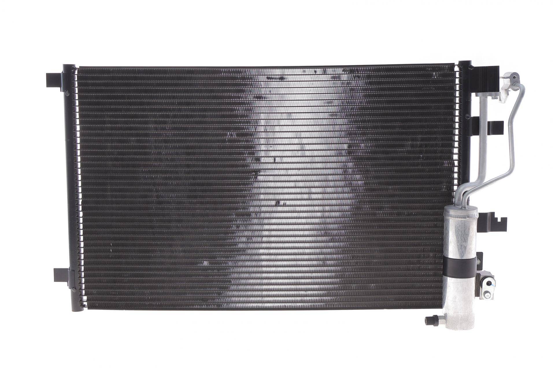 Радіатор кондиціонера Nissan Qashqai 2.0dCi 07-13(незначне пошкодження)