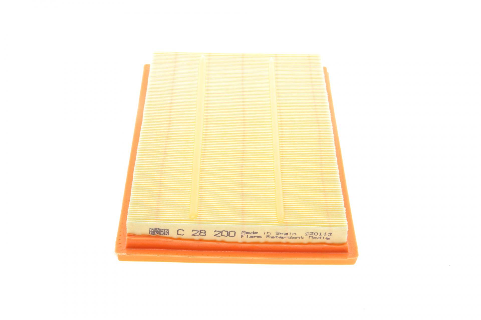 Фільтр повітряний Suzuki Vitara 1.6 15-/SX4/S-Cross 1.6 13-