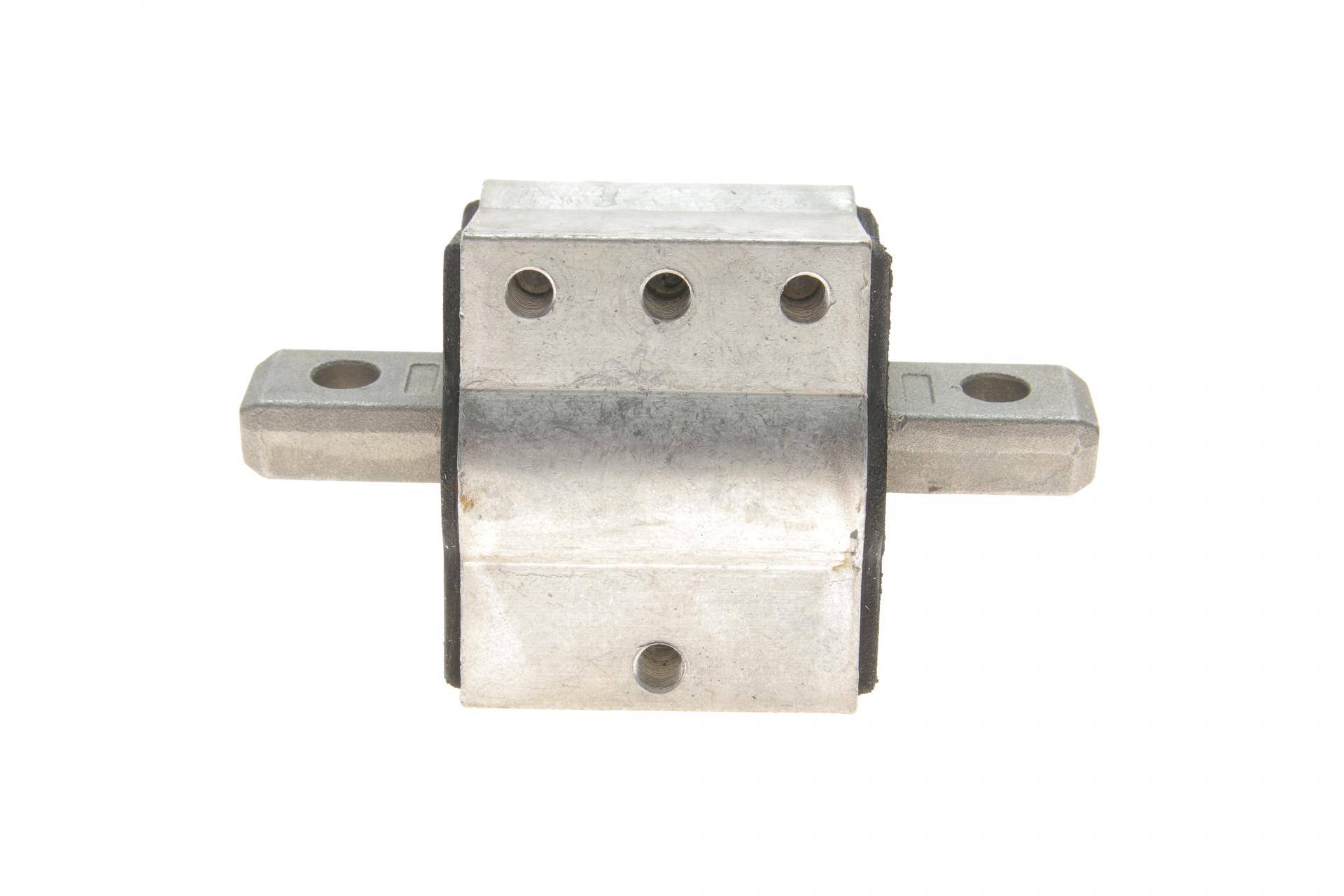 Подушка КПП MB Sprinter (B901-B905) 94-06