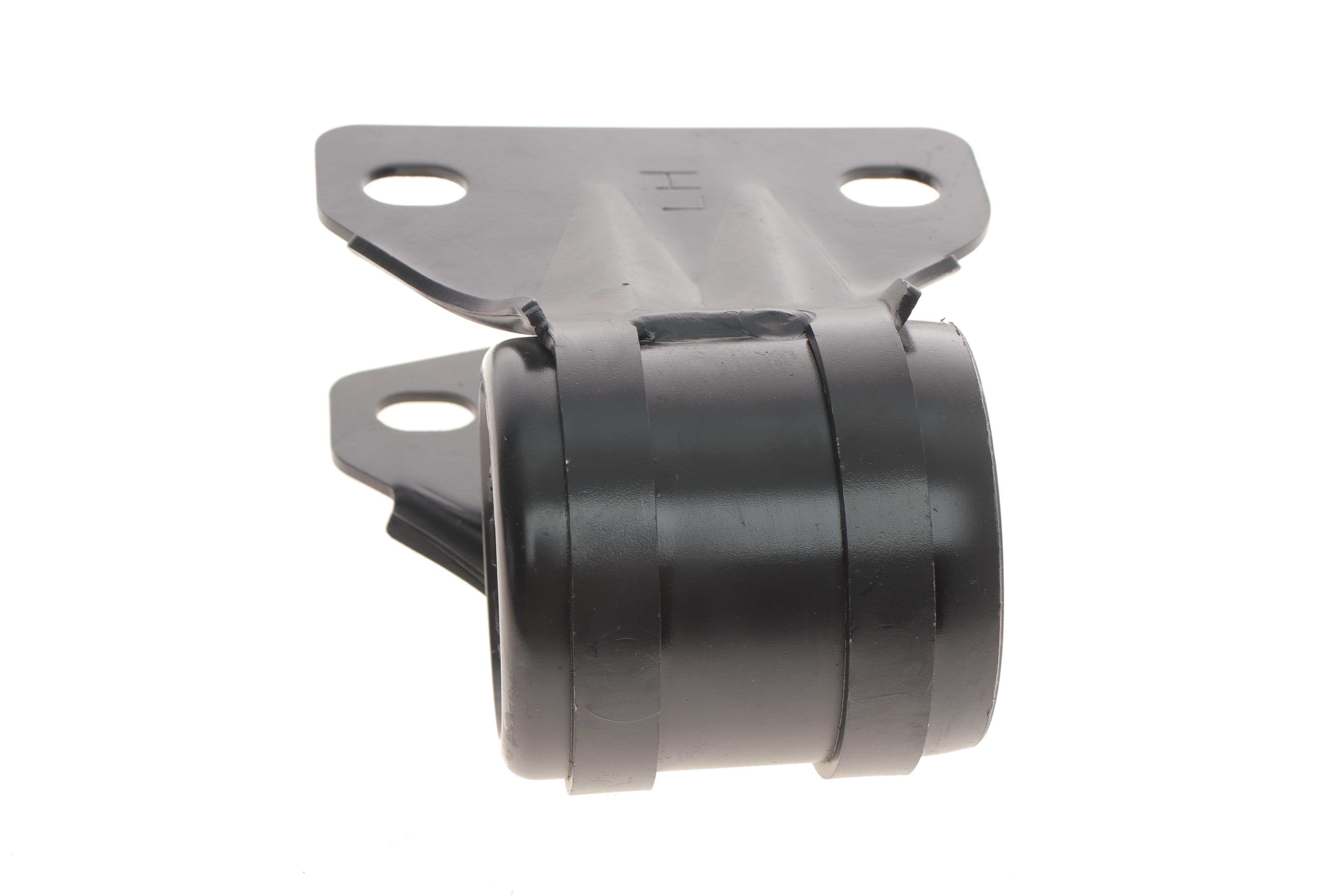 Сайлентблок важеля (переднього) Ford Mondeo V 14- (L) (з кронштейном)