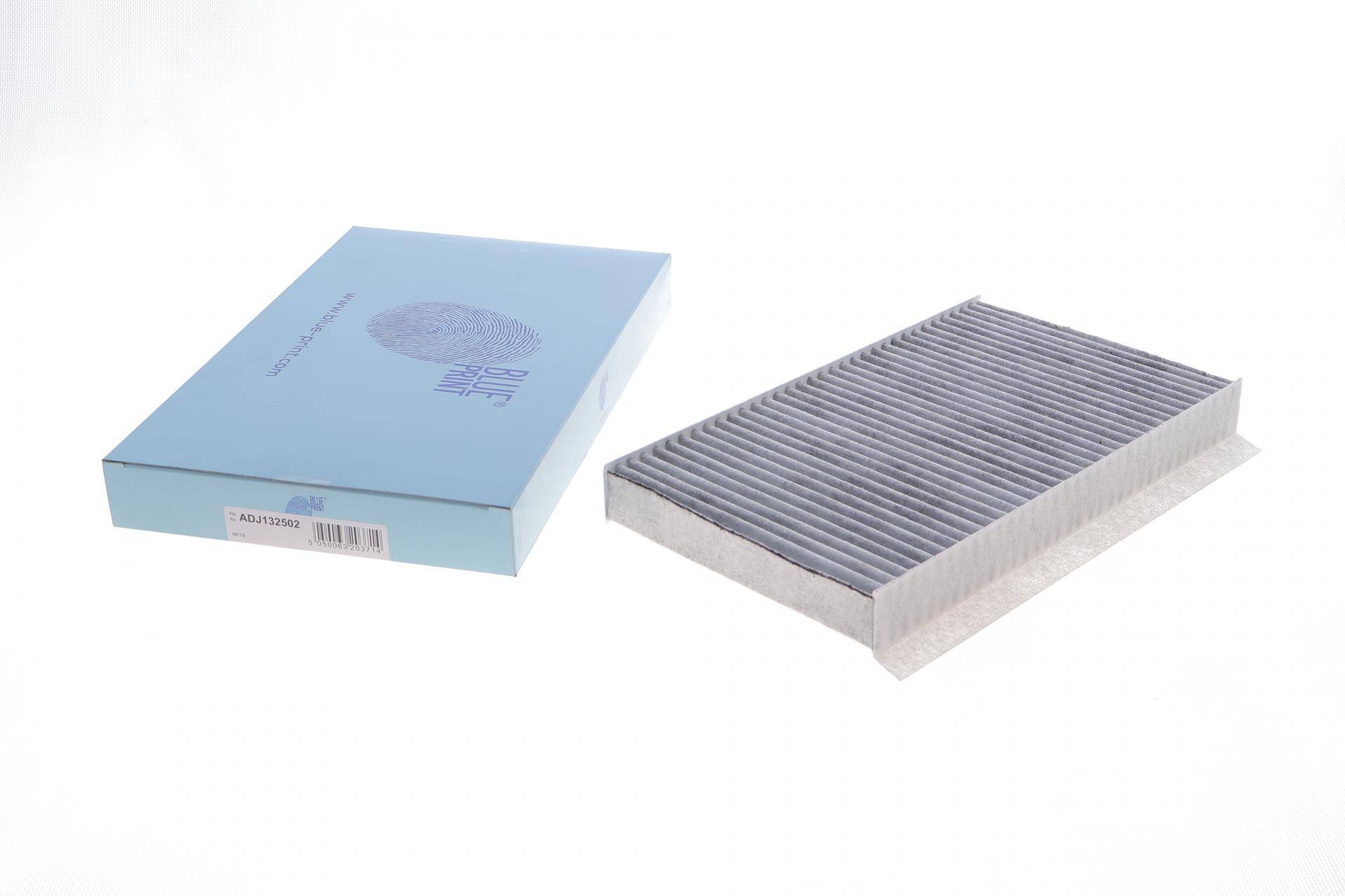 Фільтр салону Land Rover Discovery 04-/Range Rover Sport 3.0-5.0 05-(вугільний)