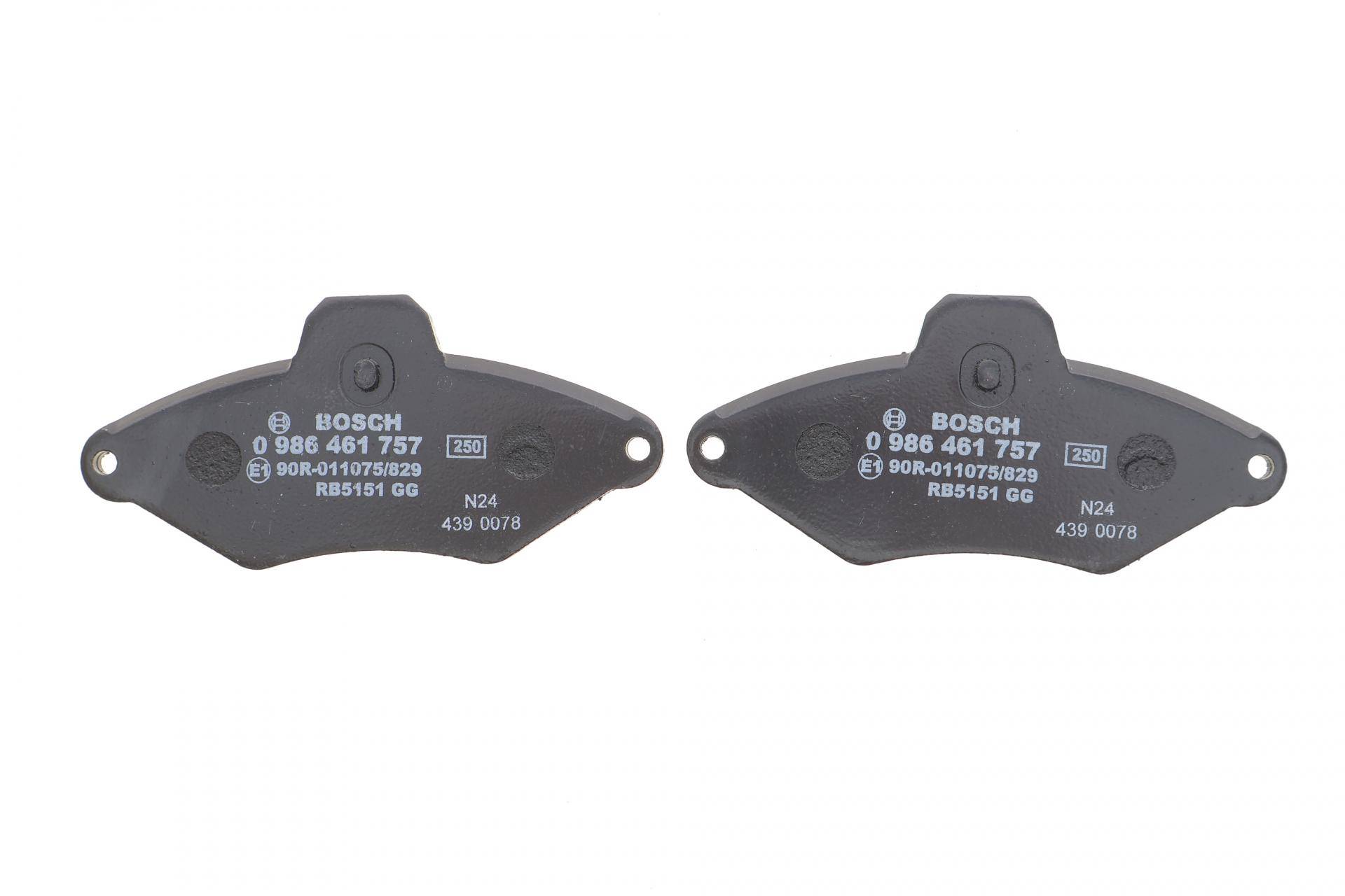 Колодки гальмівні (передні) Citroen Xantia 93-03 (+ датчики)