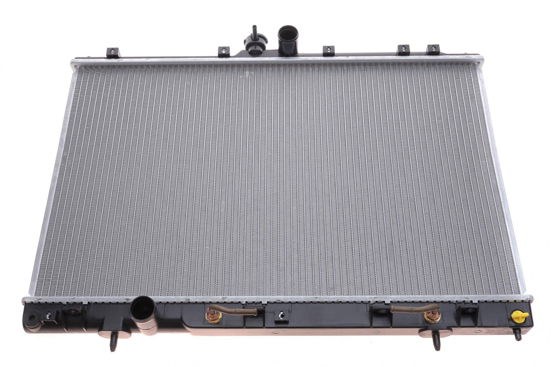 Радіатор охолодження Mitsubishi Outlander 2.0/2.4 4WD 03-06