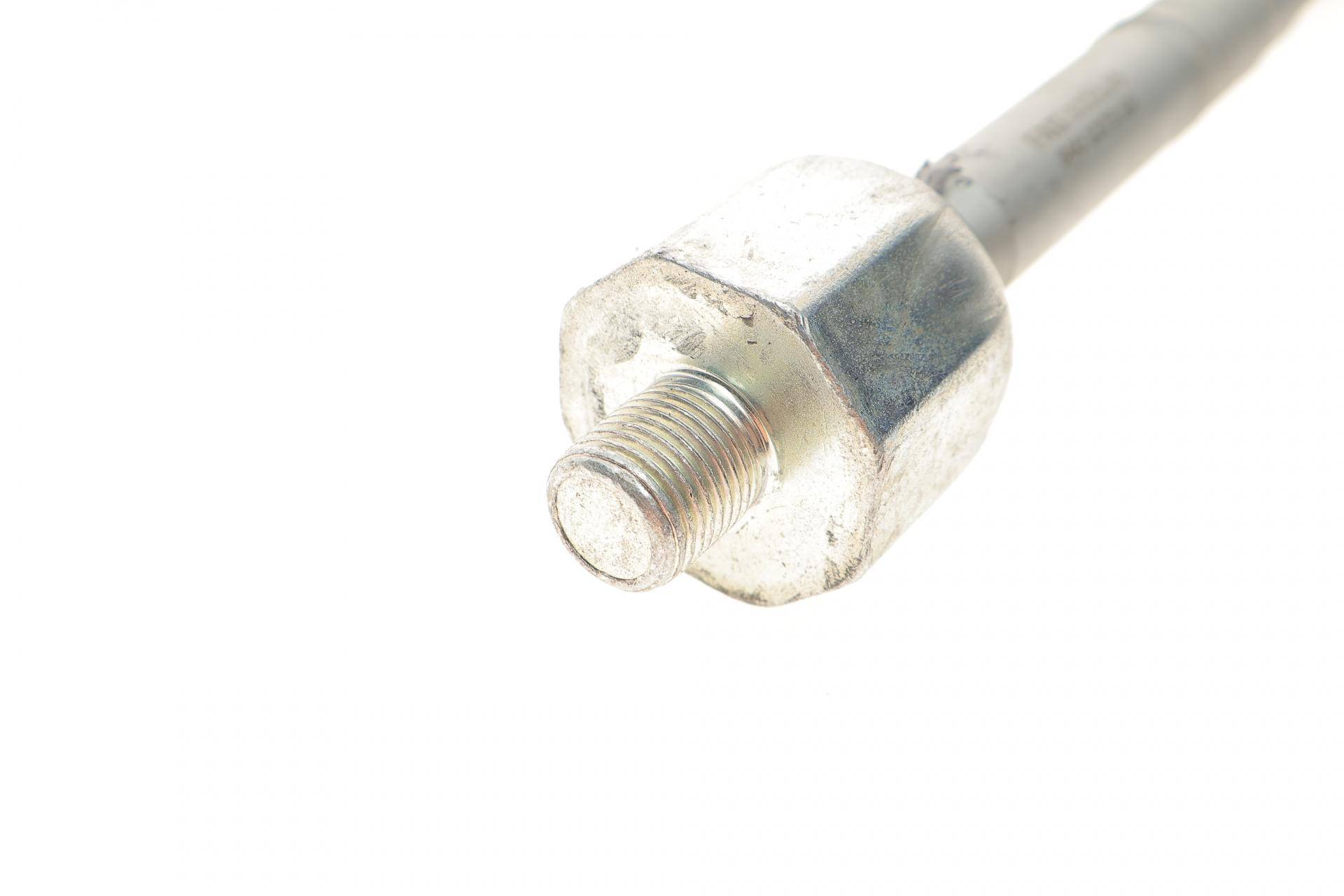 Тяга рульова (з наконечником) (R) BMW 3 (F30/31)/4 (F32) 11- B47/B58/N20//N26/N47/N55/N57