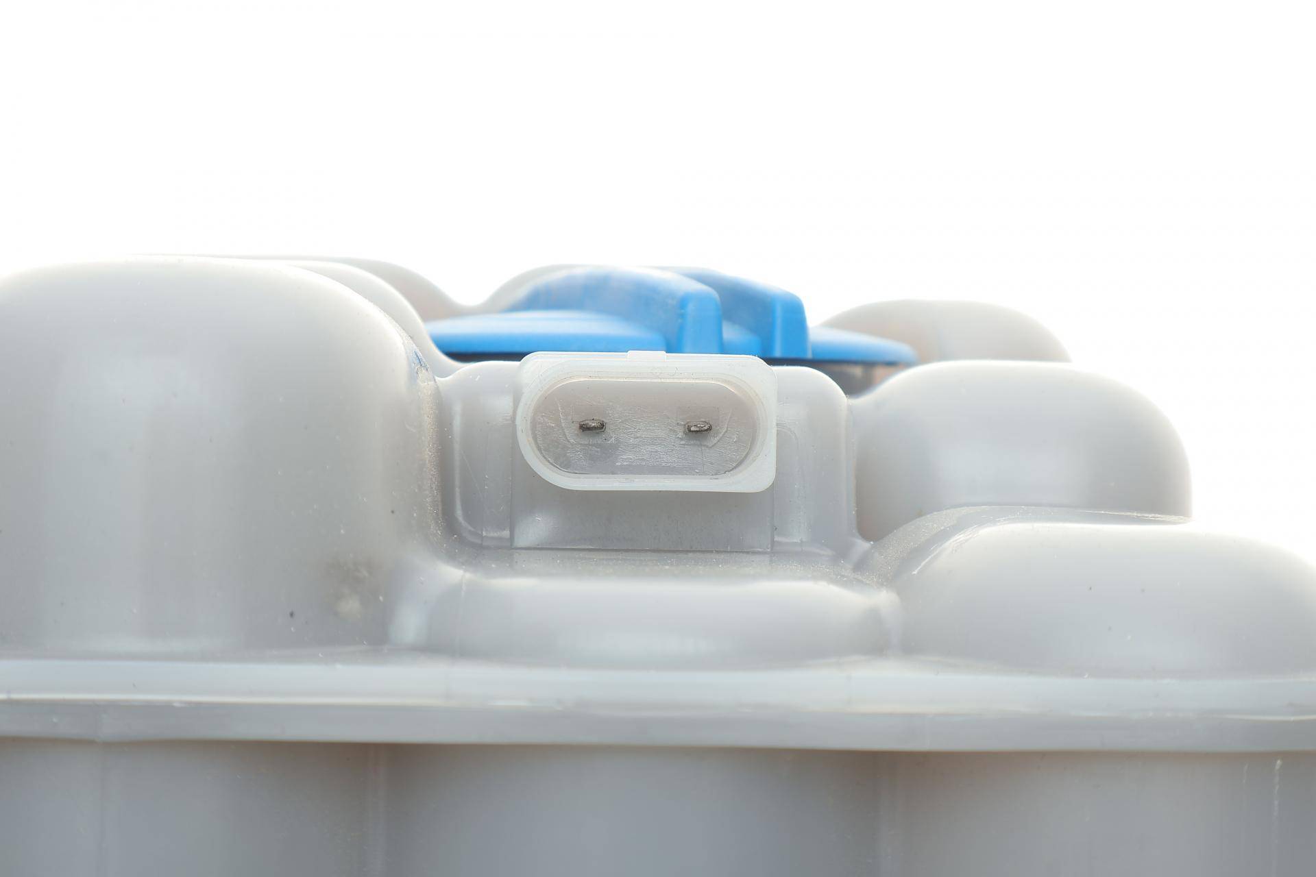 Бачок розширювальний Porsche Cayenne/VW Touareg 10- (+ кришка)