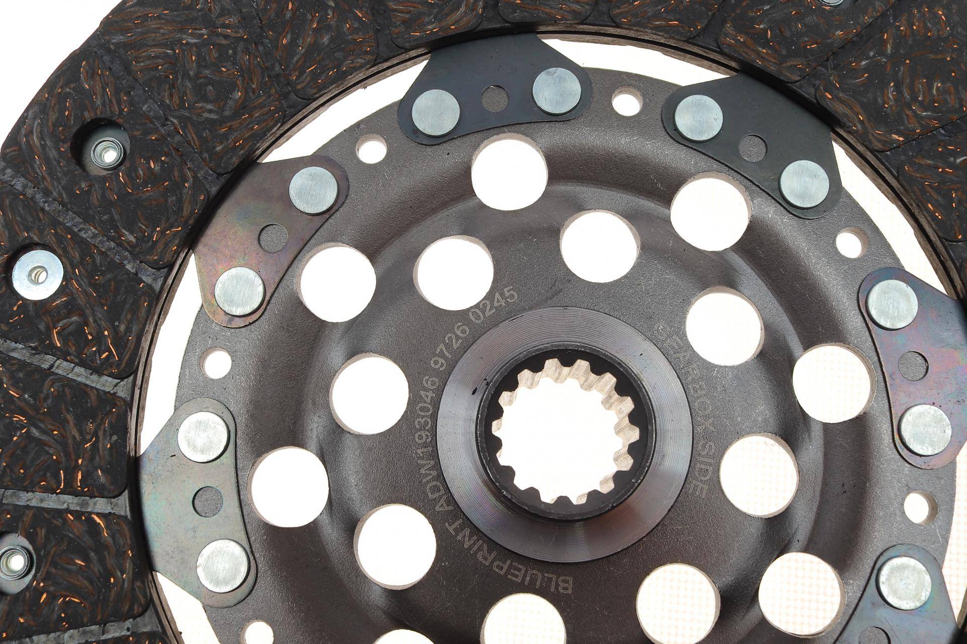 Комплект зчеплення Opel Combo 1.7CDTI 03- (d=228mm)