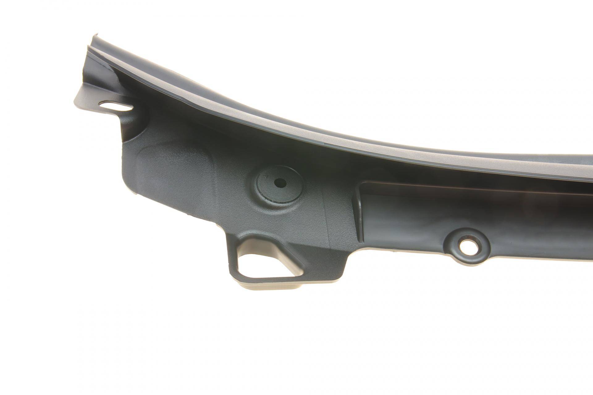 Планка під скло лобове BMW 5 (F10/F11) 09-16