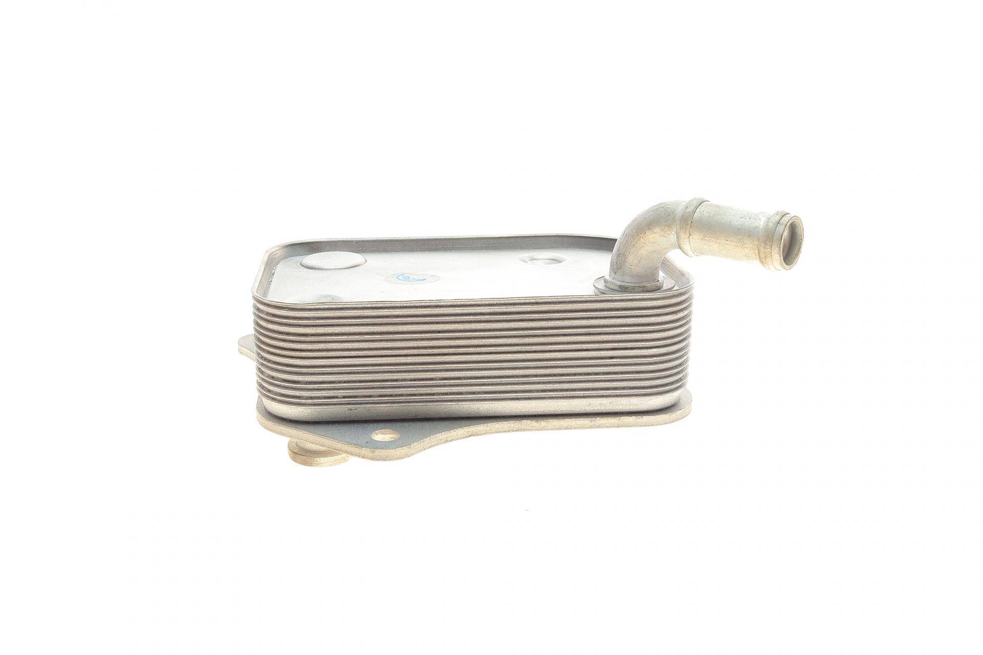 Радіатор масляний Audi A4/A6/VW Passat 00-05