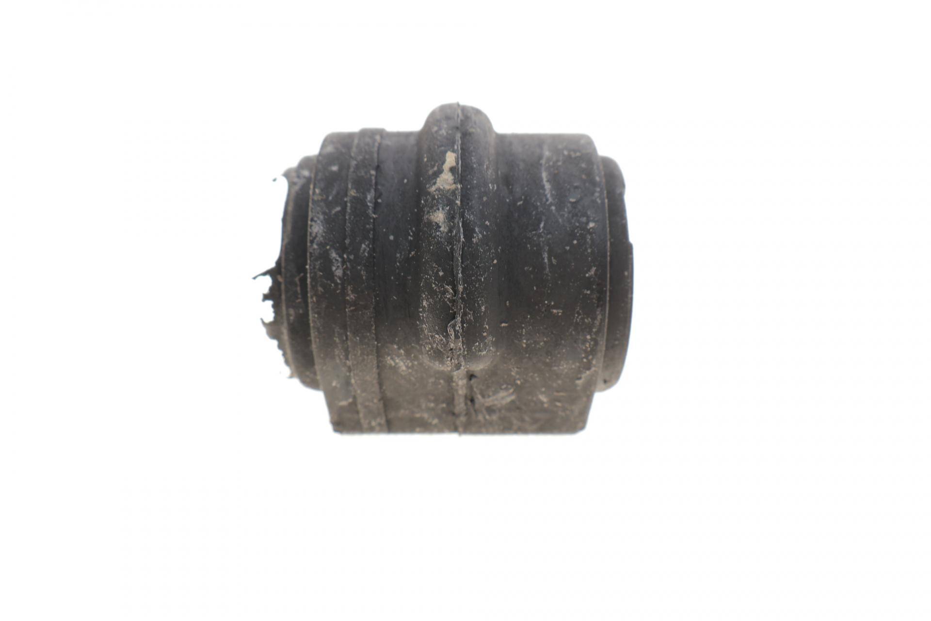 Втулка стабілізатора (переднього) Ford Focus 98-04 (d=18mm)