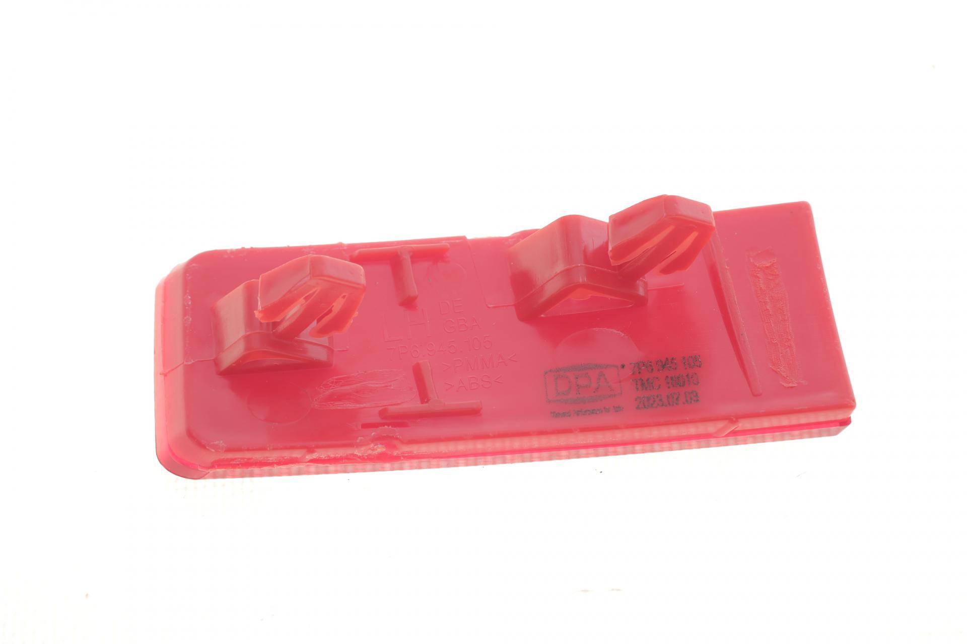 Світловідбивач бампера (заднього) VW Touareg 10-18 (L)