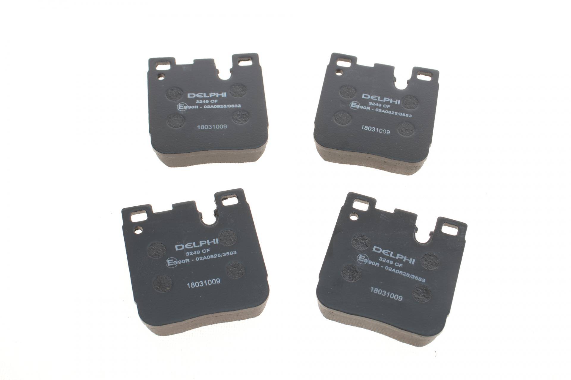 Колодки гальмівні (задні) BMW 3 (F30/F31/F34/F80)/4 (F32/F82) 11- B37/B47/N13/N47/N55