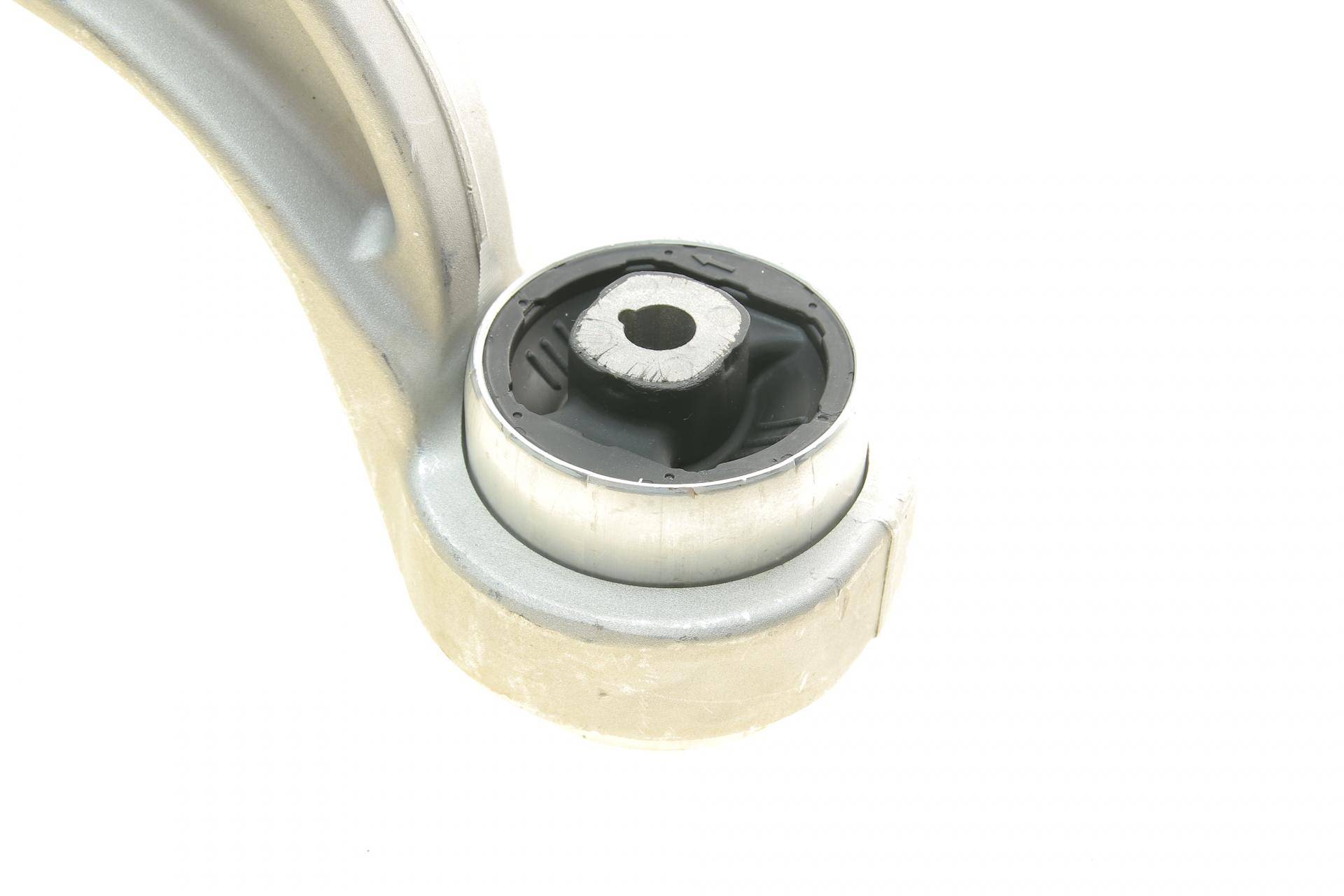 Важіль підвіски (передній) (L) Audi A6/A7 Sportback 11-