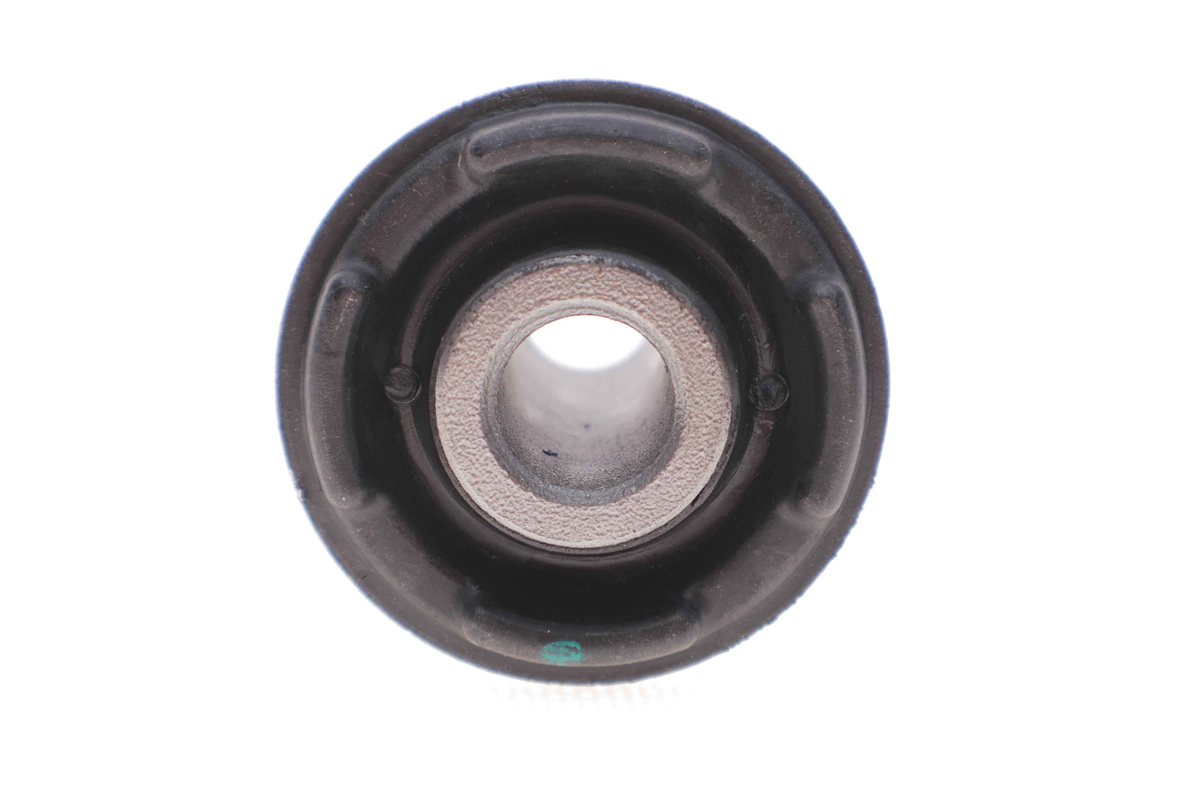 Сайлентблок важеля (переднього/знизу/ззаду) Hyundai Santa Fe II/ix55 05-