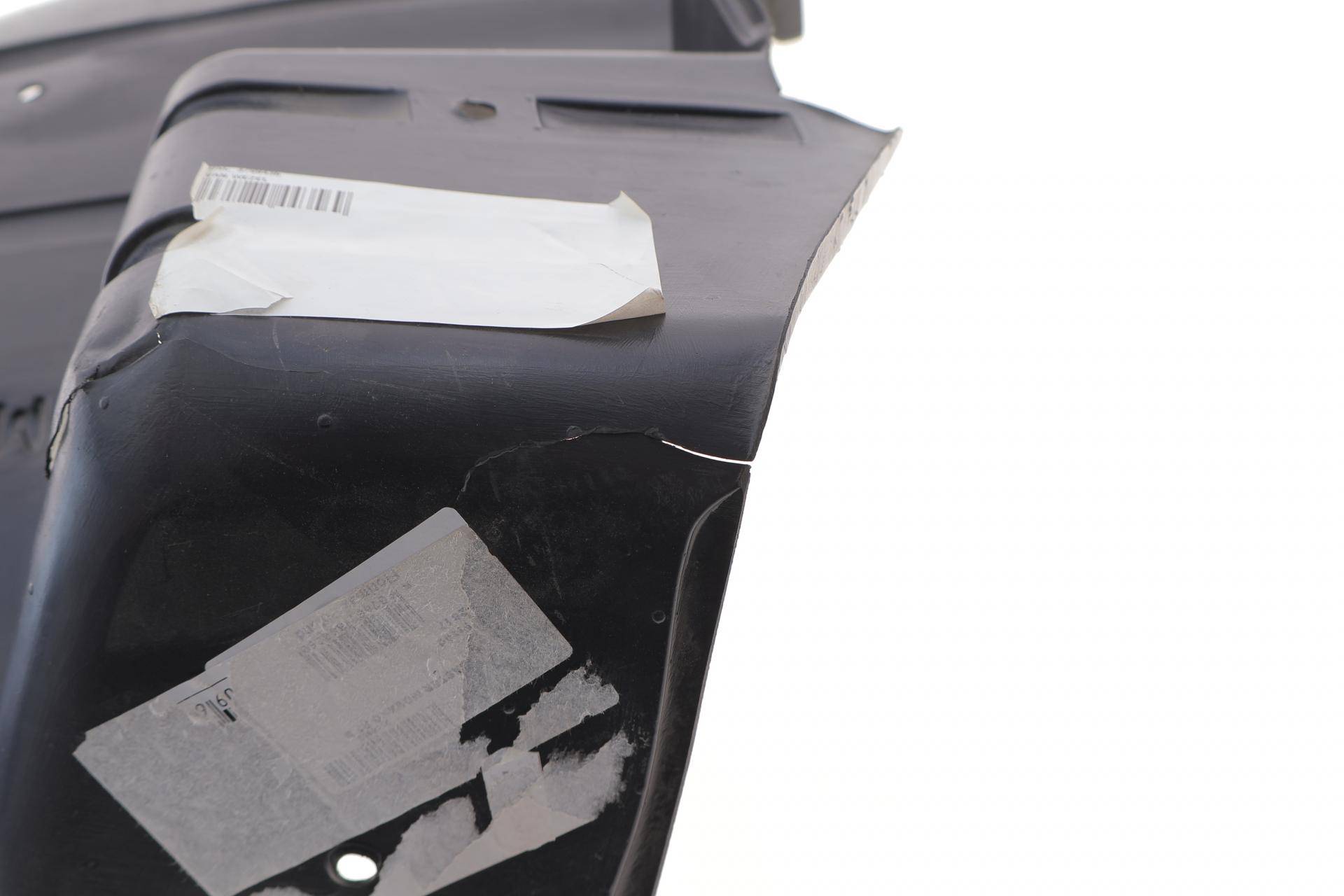 Підкрильник (передній/задня частина) Opel Movano 10-/Renault Master 10- (R)(незначне пошкодження)