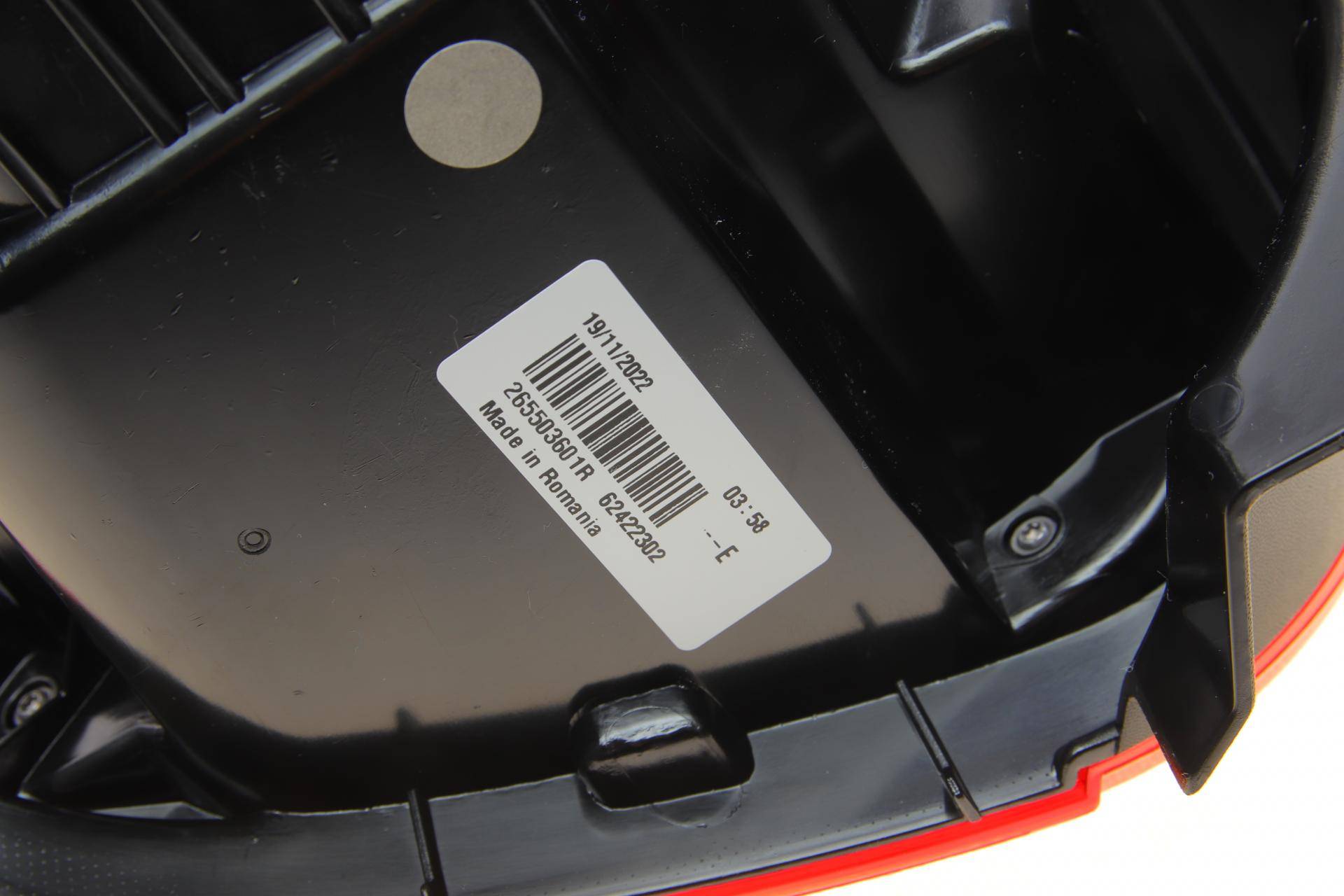 Ліхтар задній Renault Duster 18- (R)