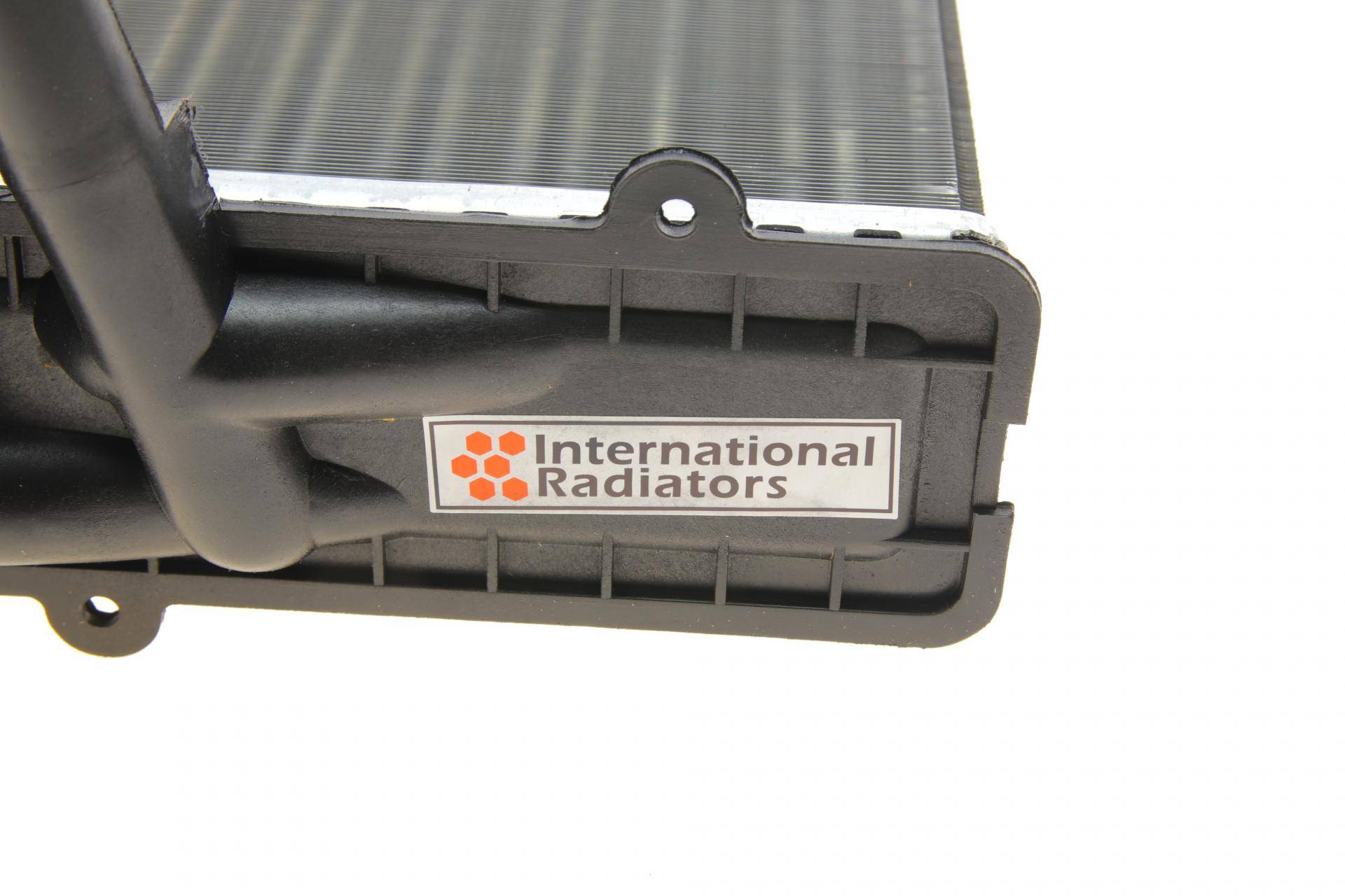 Радіатор пічки Audi 80/A4 86-/VW Passat 96-