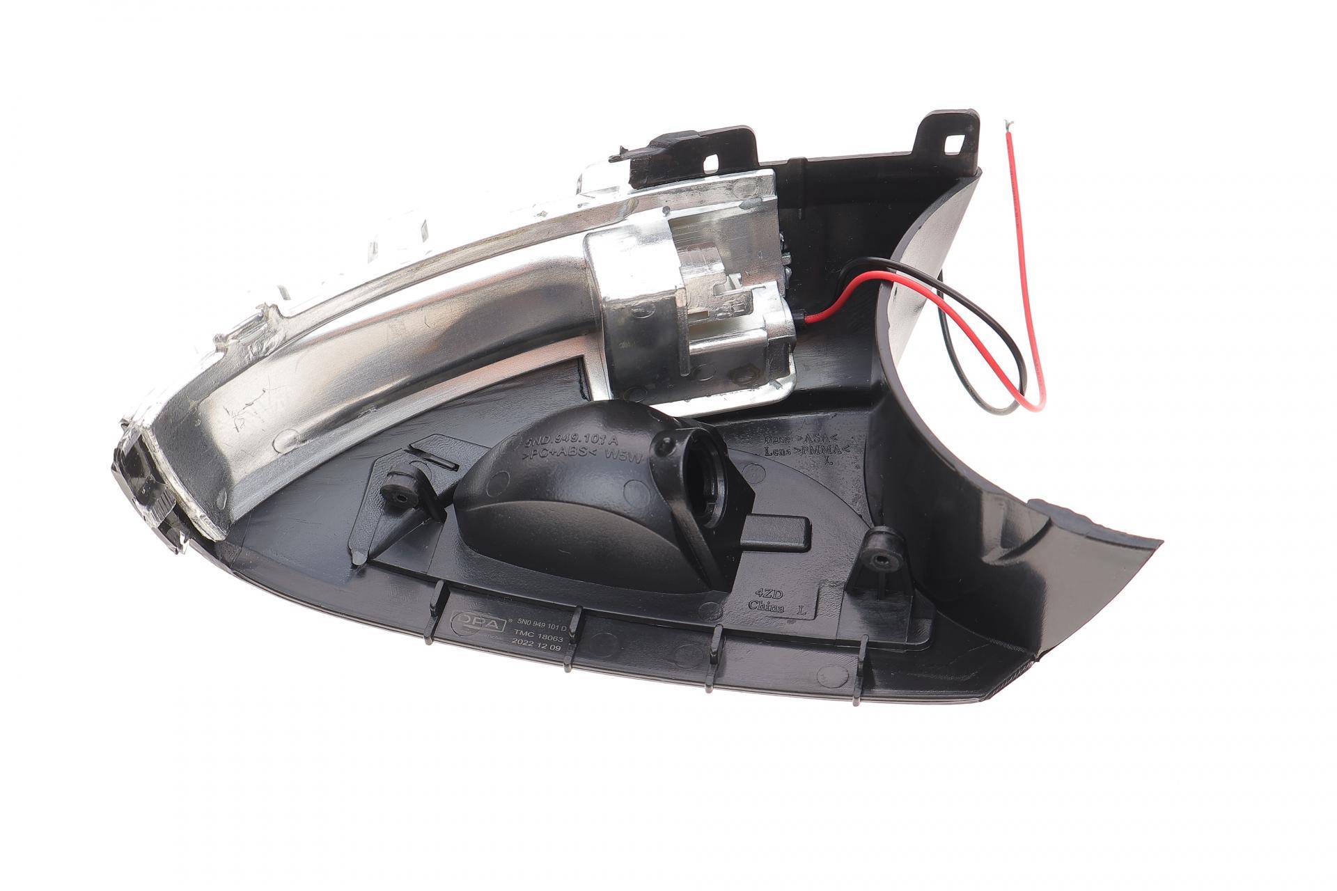 Повторювач повороту на дзеркало VW Tiguan 1.4/2.0 TDI 07-18 (L)