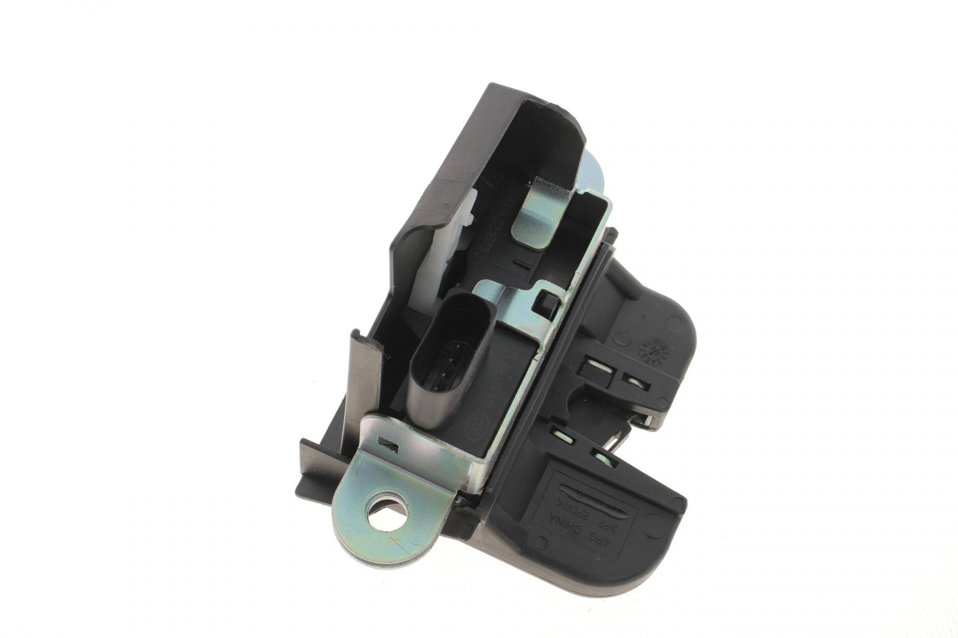 Замок кришки багажника VW Tiguan 07-18