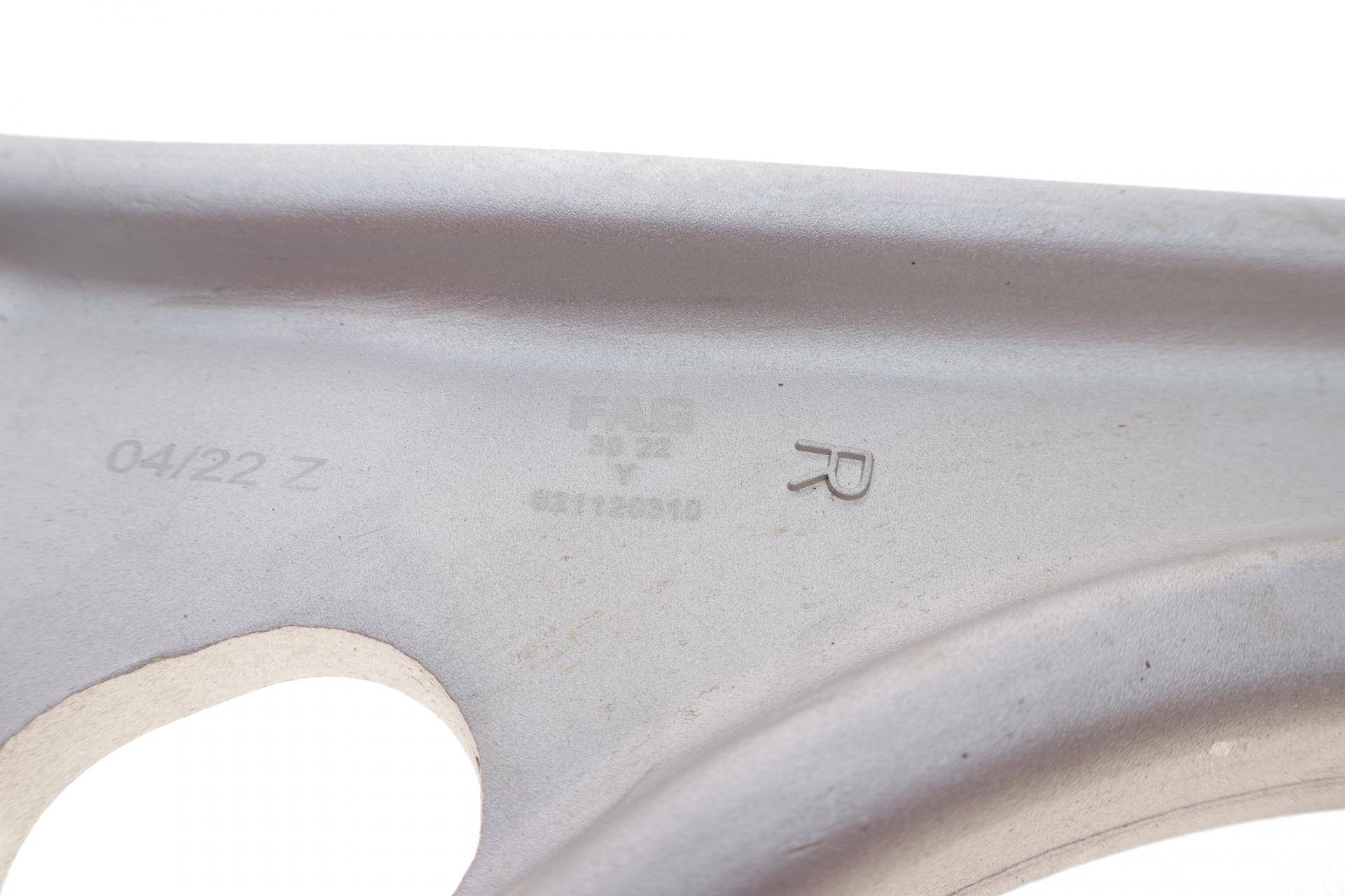 Важіль підвіски (передній/знизу) (R) MB A-class (W176)/B-class (W246/W242)/CLA-class (C117) 11-