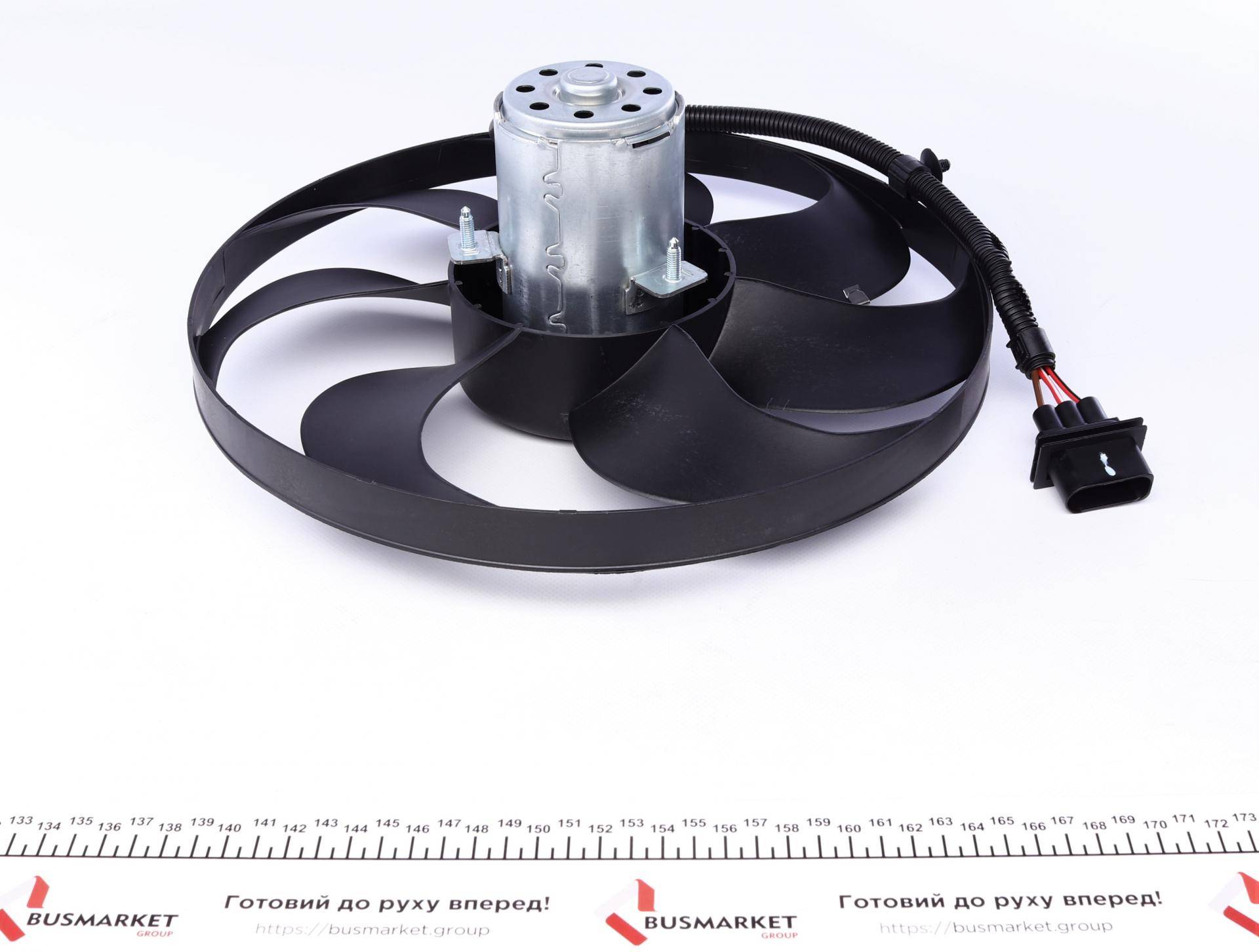 Вентилятор охолодження двигуна VW Bora/ Golf IV 1.6-2.0/1.9TDI 97-06