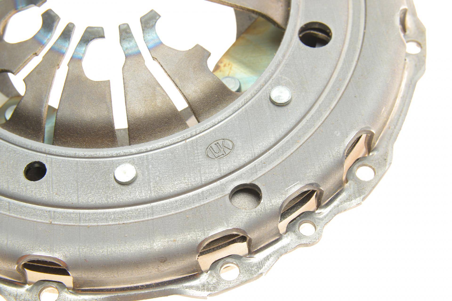 Комплект зчеплення VW Golf/Audi A3/Skoda Octavia 1.9 TDI (d=220mm) (+вижимний)