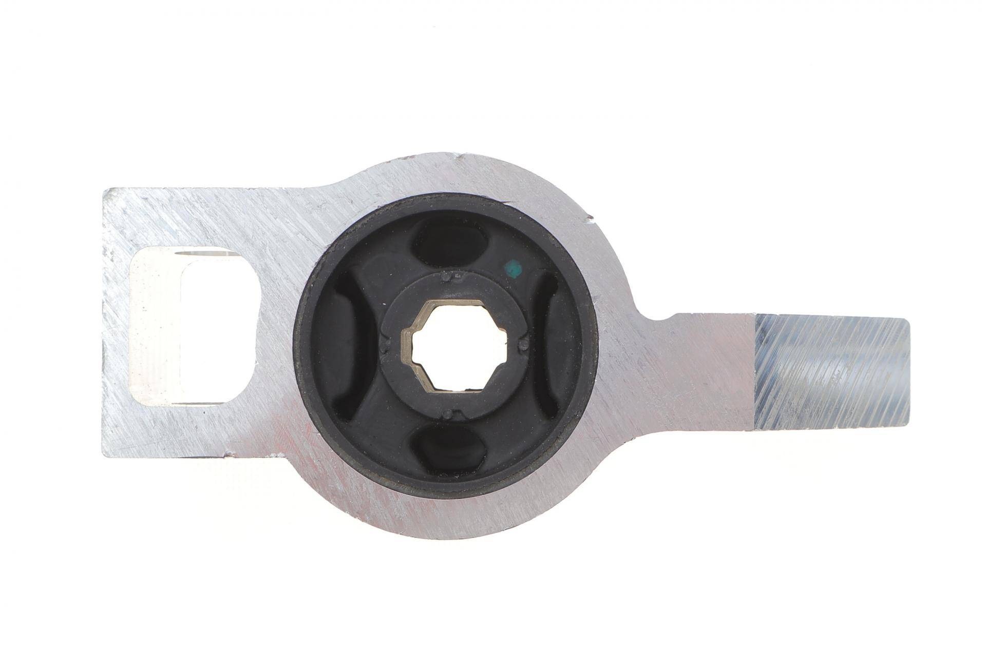 Сайлентблок важеля (переднього/ззаду/зліва) VW Caddy III/IV 03/04-