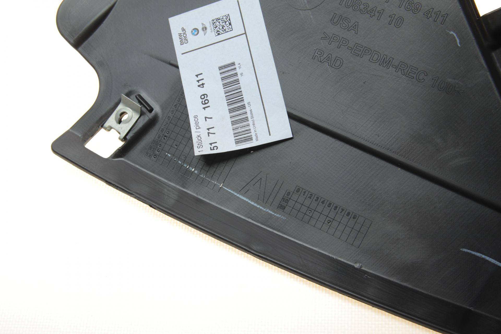 Підкрильник (передній) BMW 5 (E70) 06-13 (L)