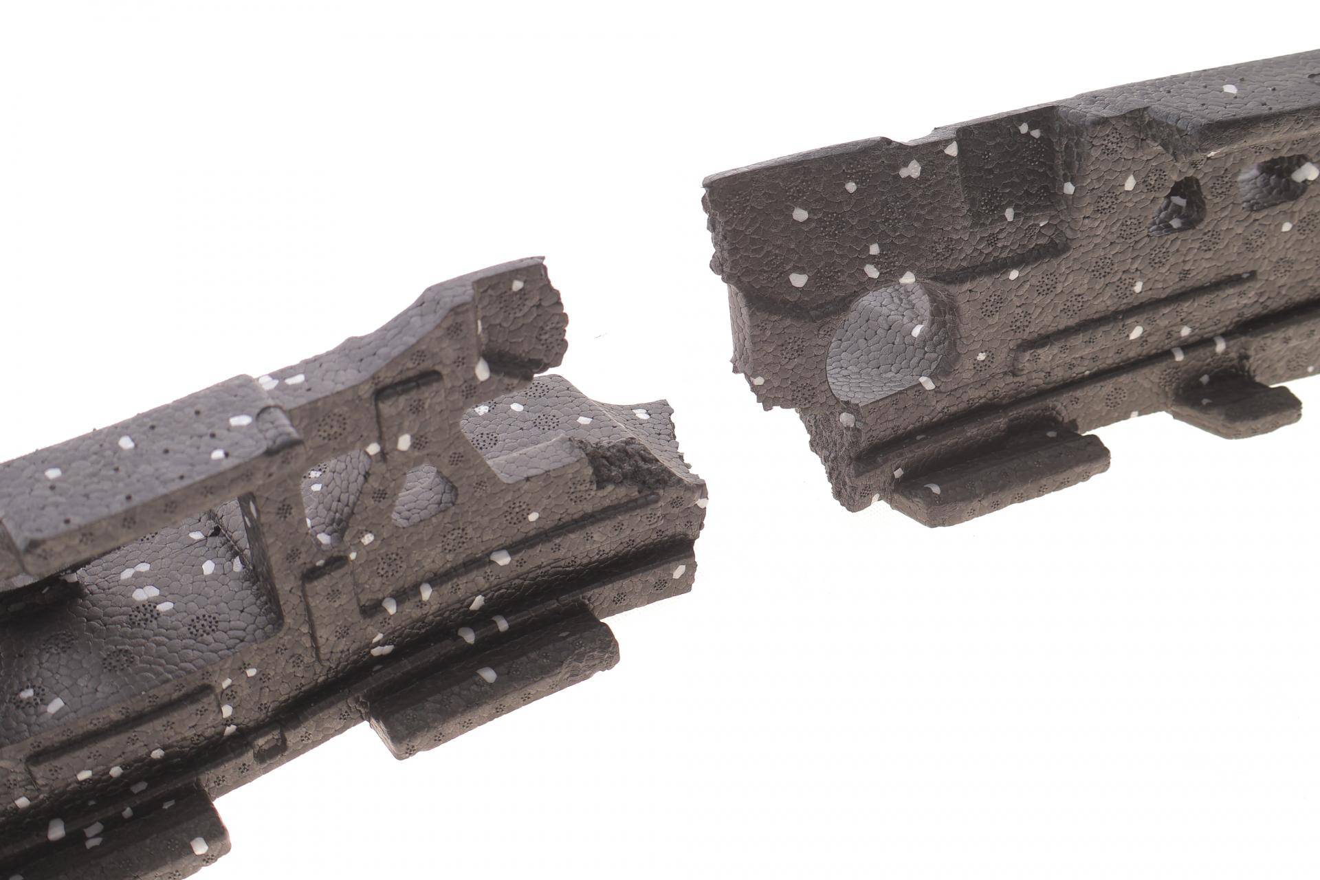 Підсилювач бампера (переднього) BMM 3 (F34) 15-20(пошкоджений)