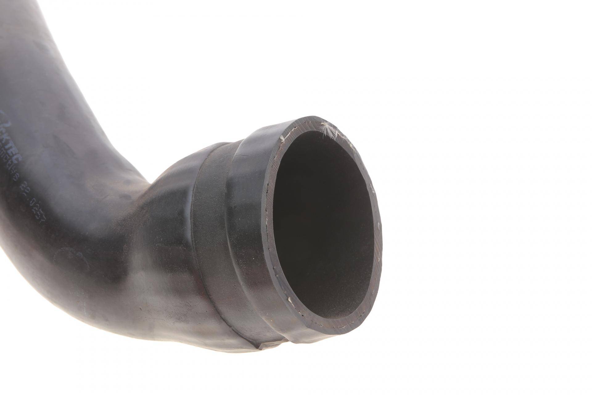 Патрубок інтеркулера (нижній) MB Sprinter CDI 00-06