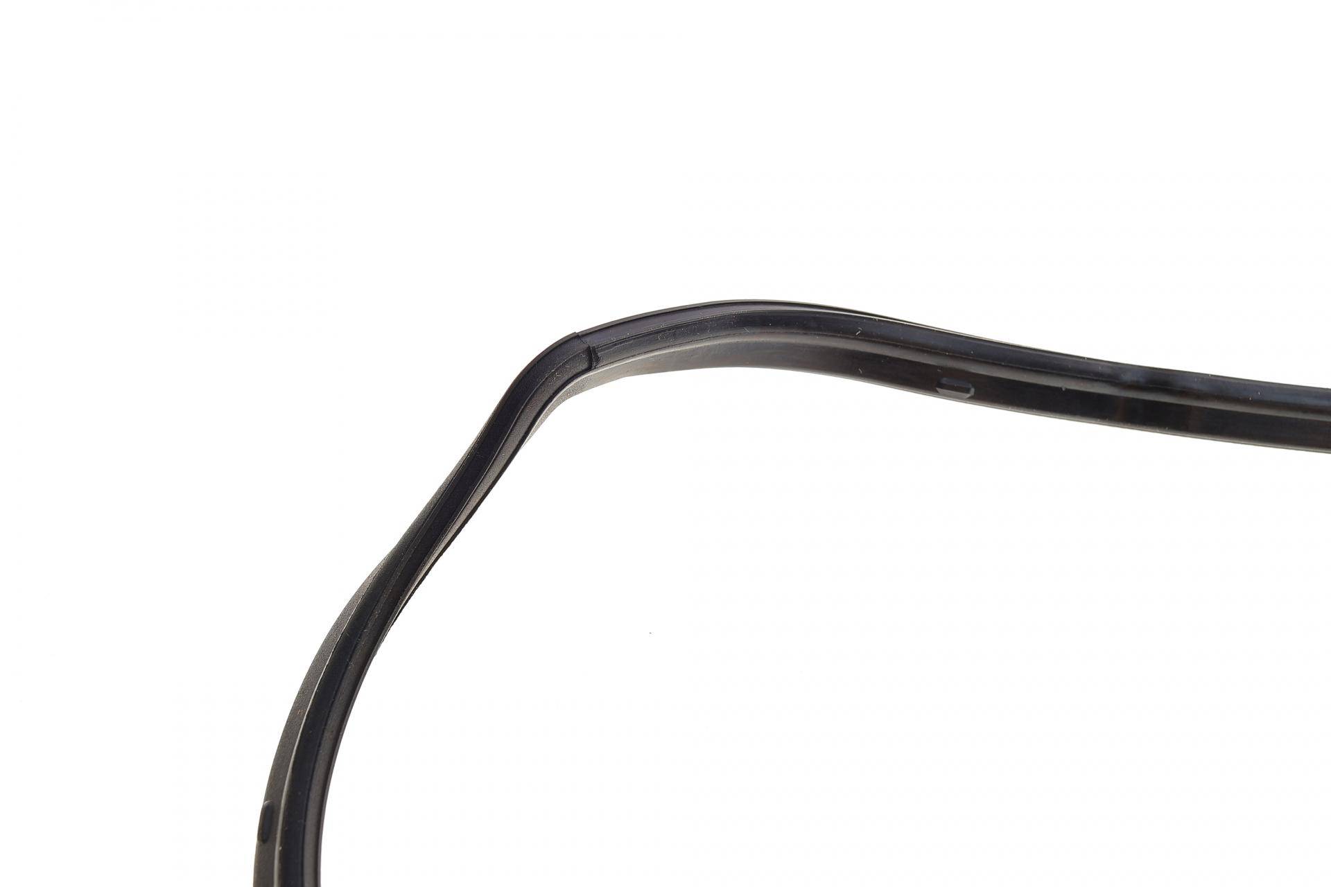 Прокладка кришки клапанів Toyota Rav 4 2.2D 06- (к-кт)