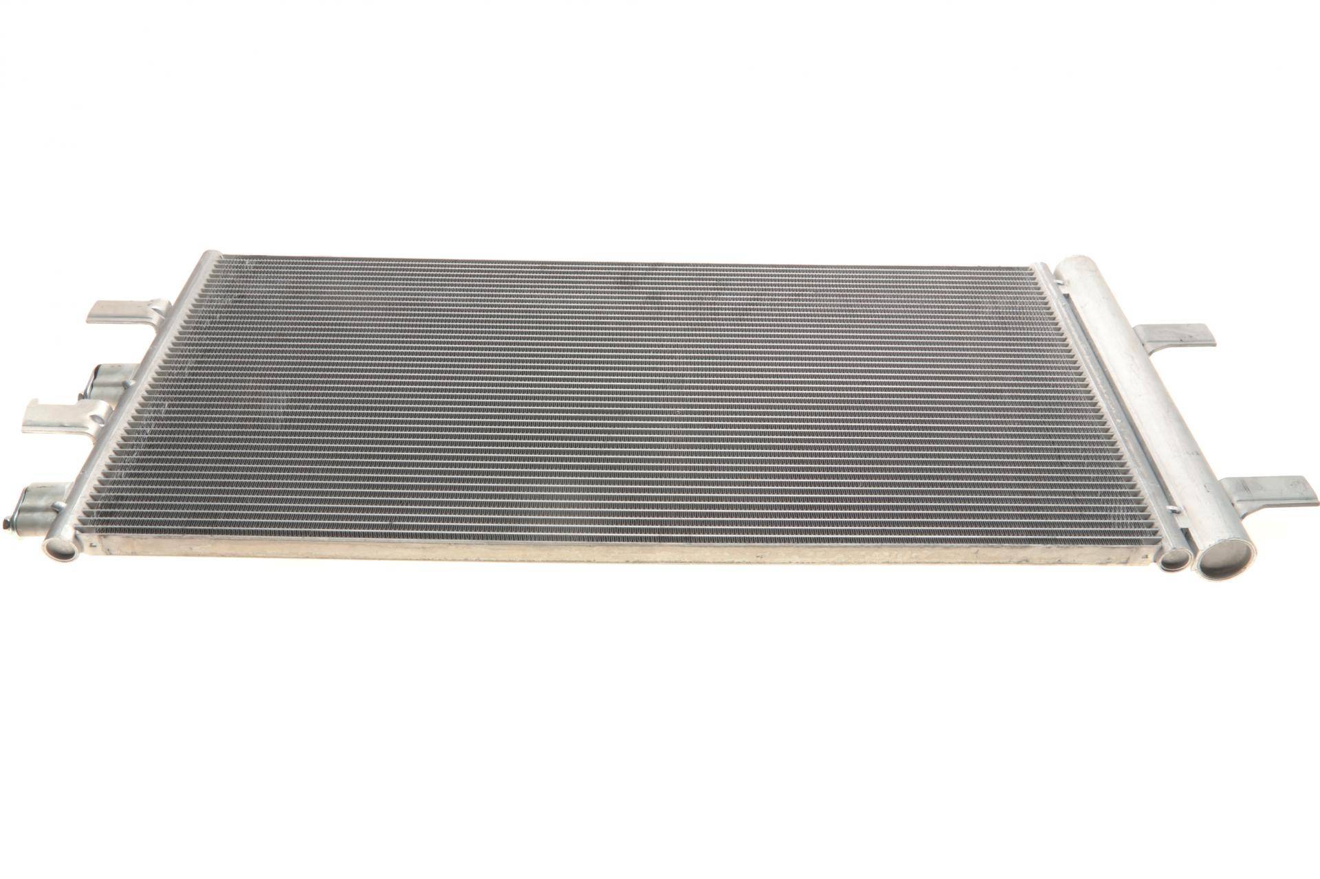 Радіатор кондиціонера (з осушувачем) BMW 1 (F40)/2 (F45/F44/F46)/X1 (F48)/X2 (F39) B37/B47 14-