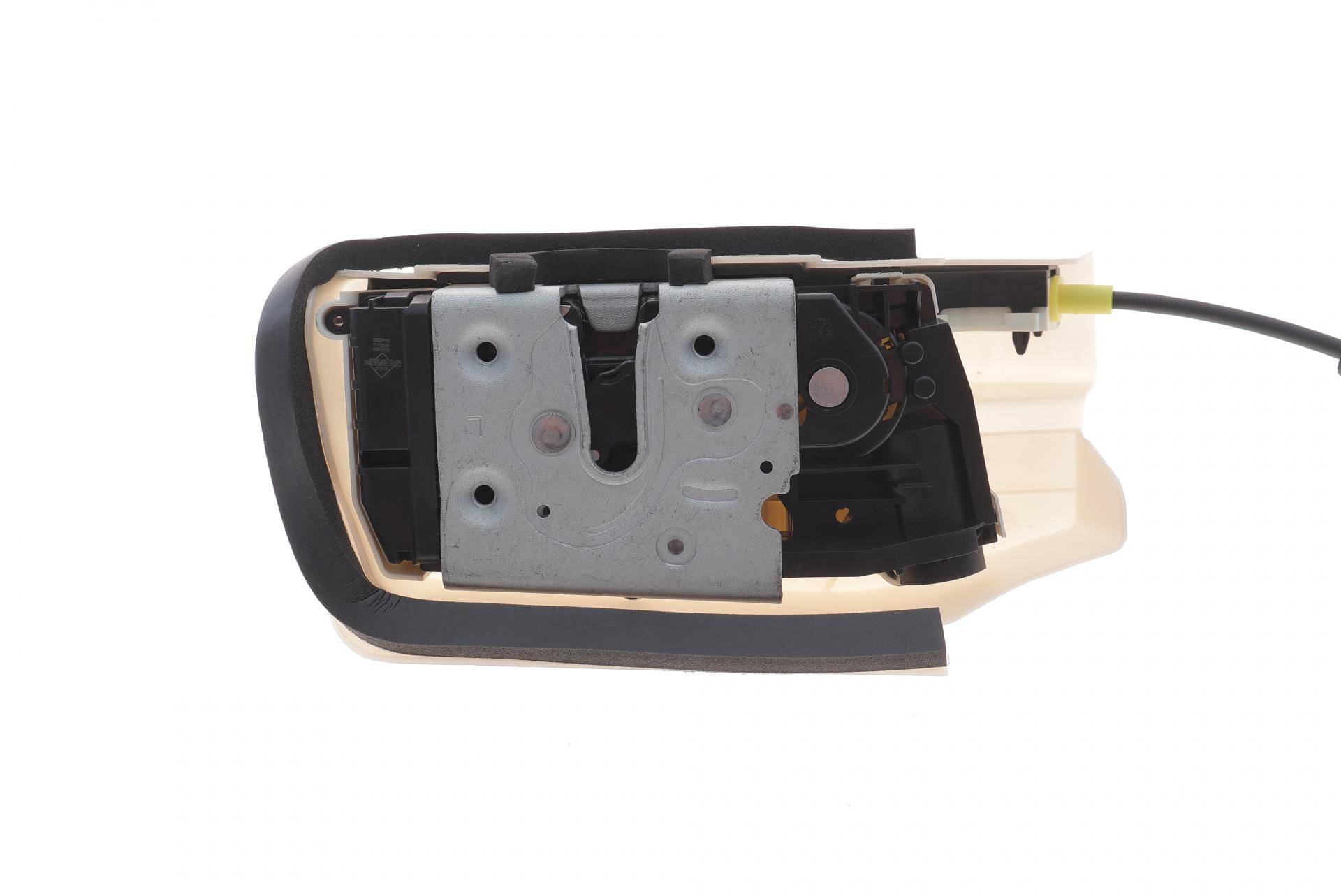 Замок дверей (задніх/L) Tesla Model 3 17-