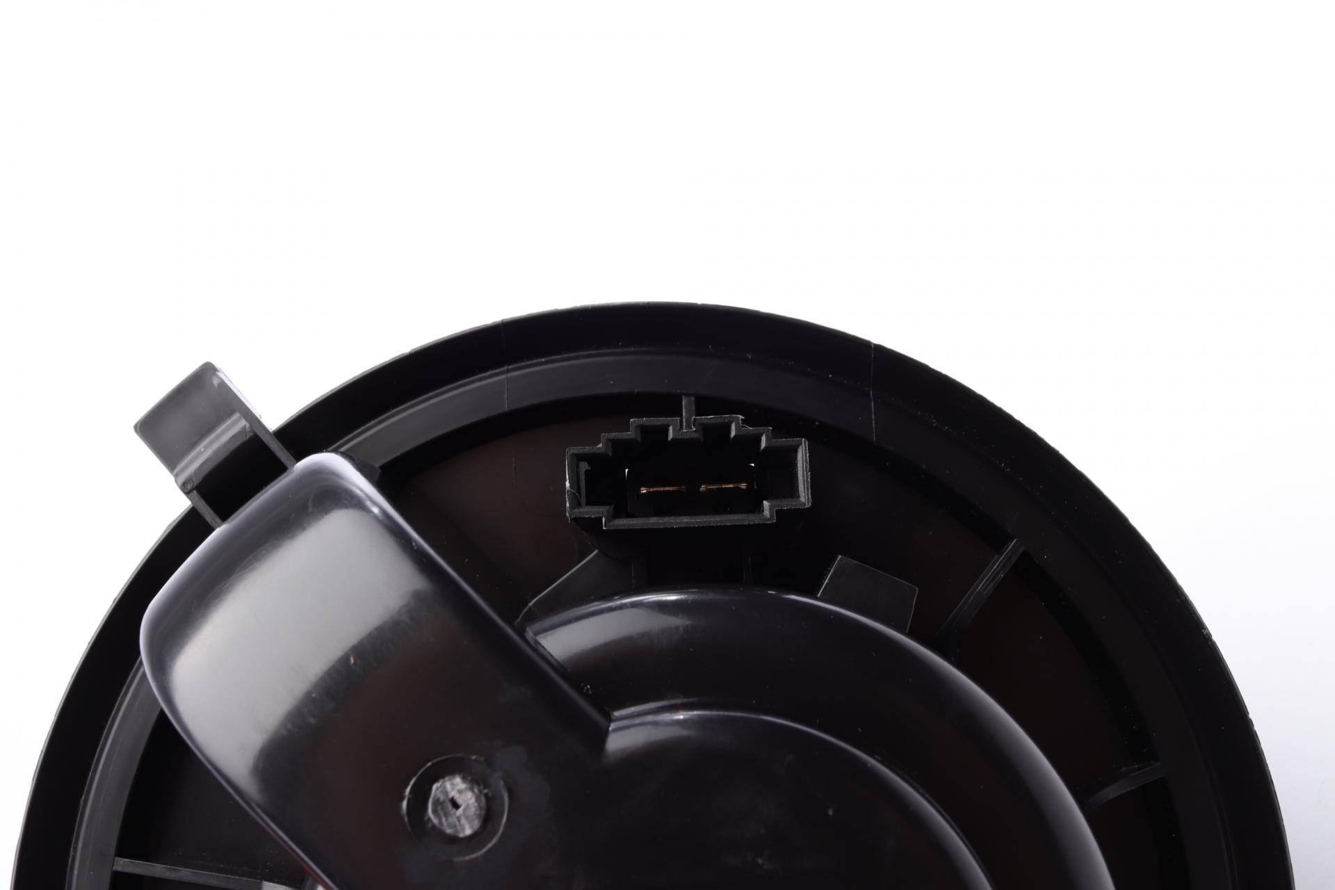 Моторчик пічки VW T5/T6 03-