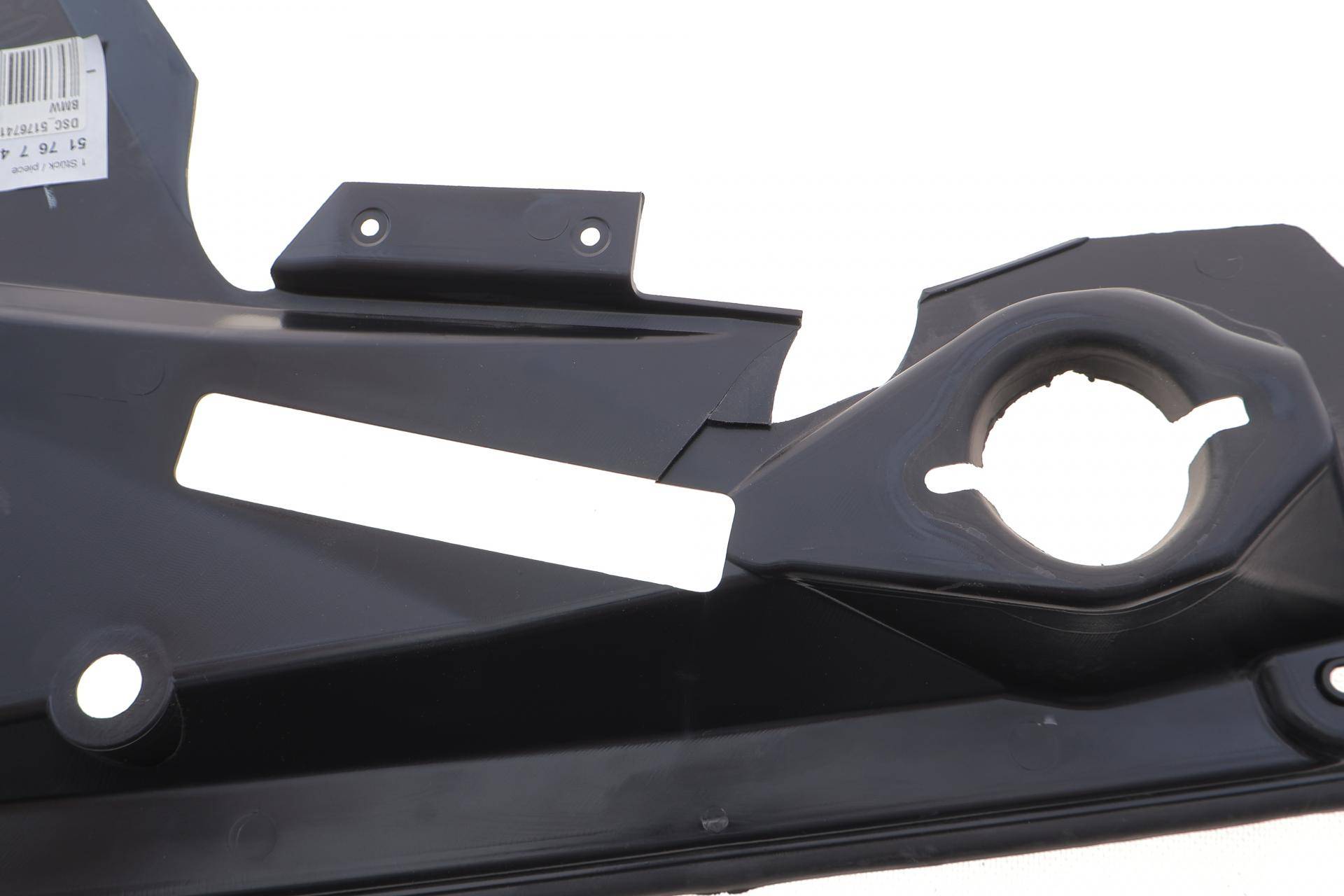 Кронштейн кріплення крила (переднього/R) BMW X5 (G05)/X7 (G07) 17-(незначне пошкодження)