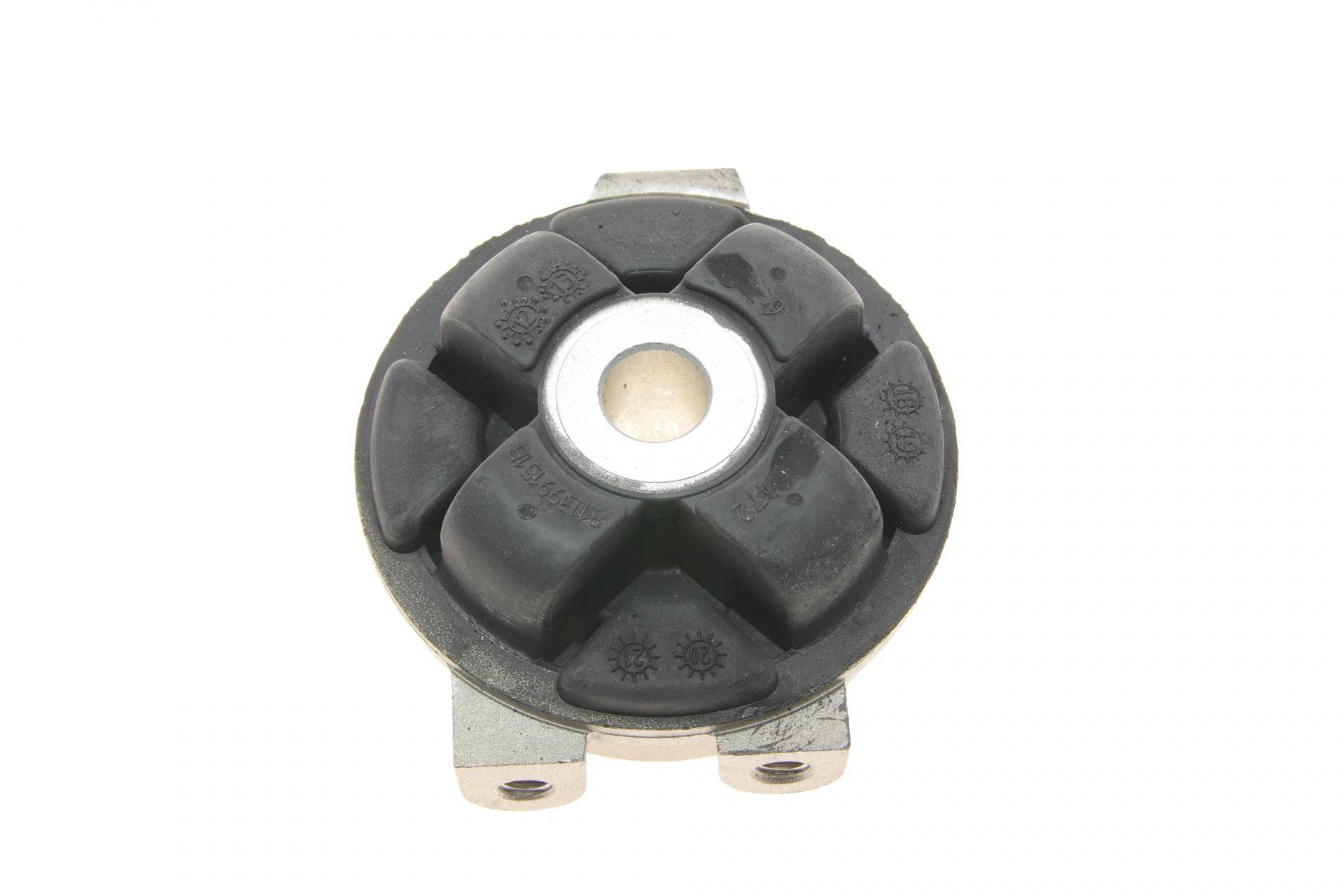 Подушка КПП VW Passat/Audi 80/100 -96 (L) (OE VAG)