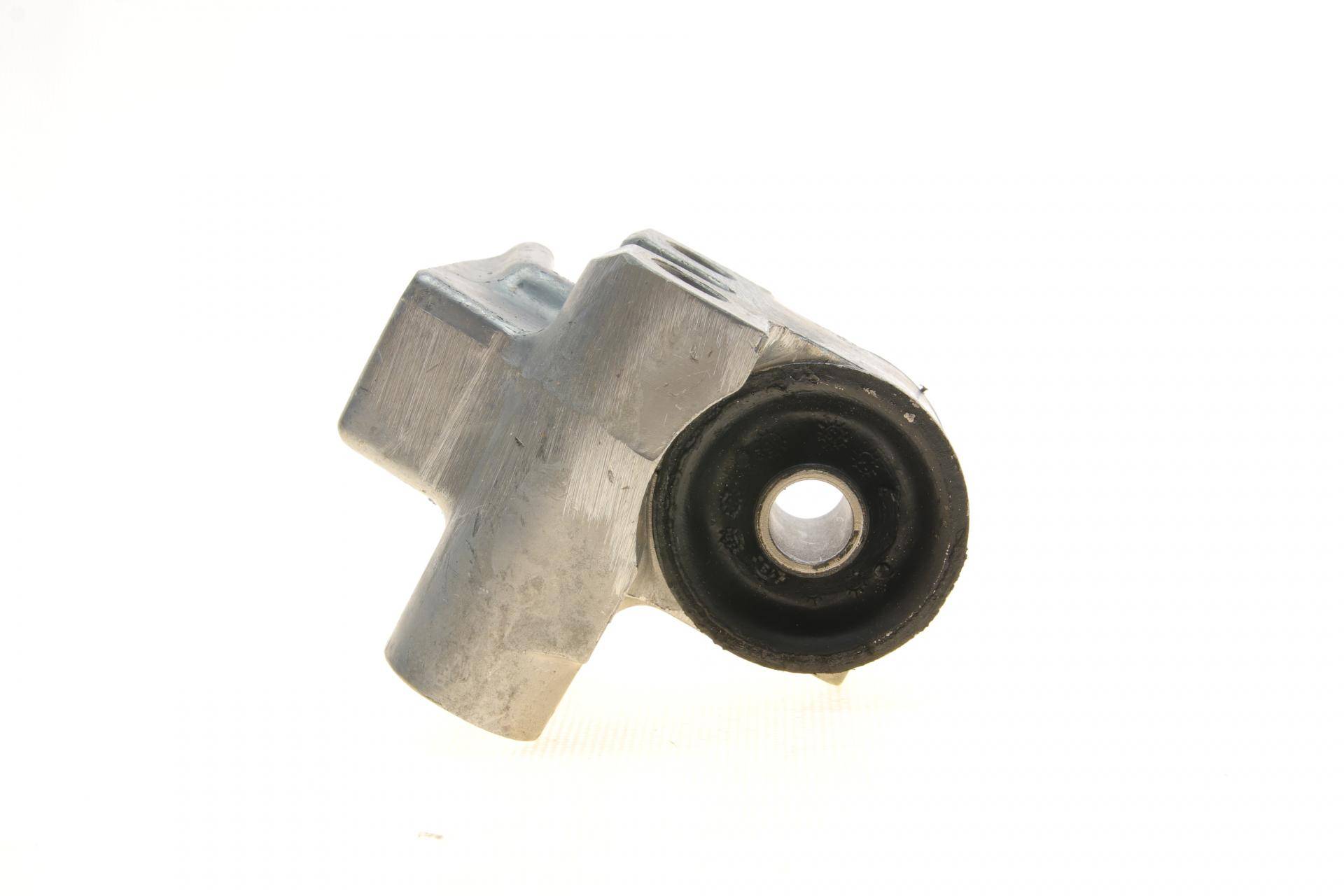 Сайлентблок важеля (заднього) (R) Volvo C70/S70/V70 96-05