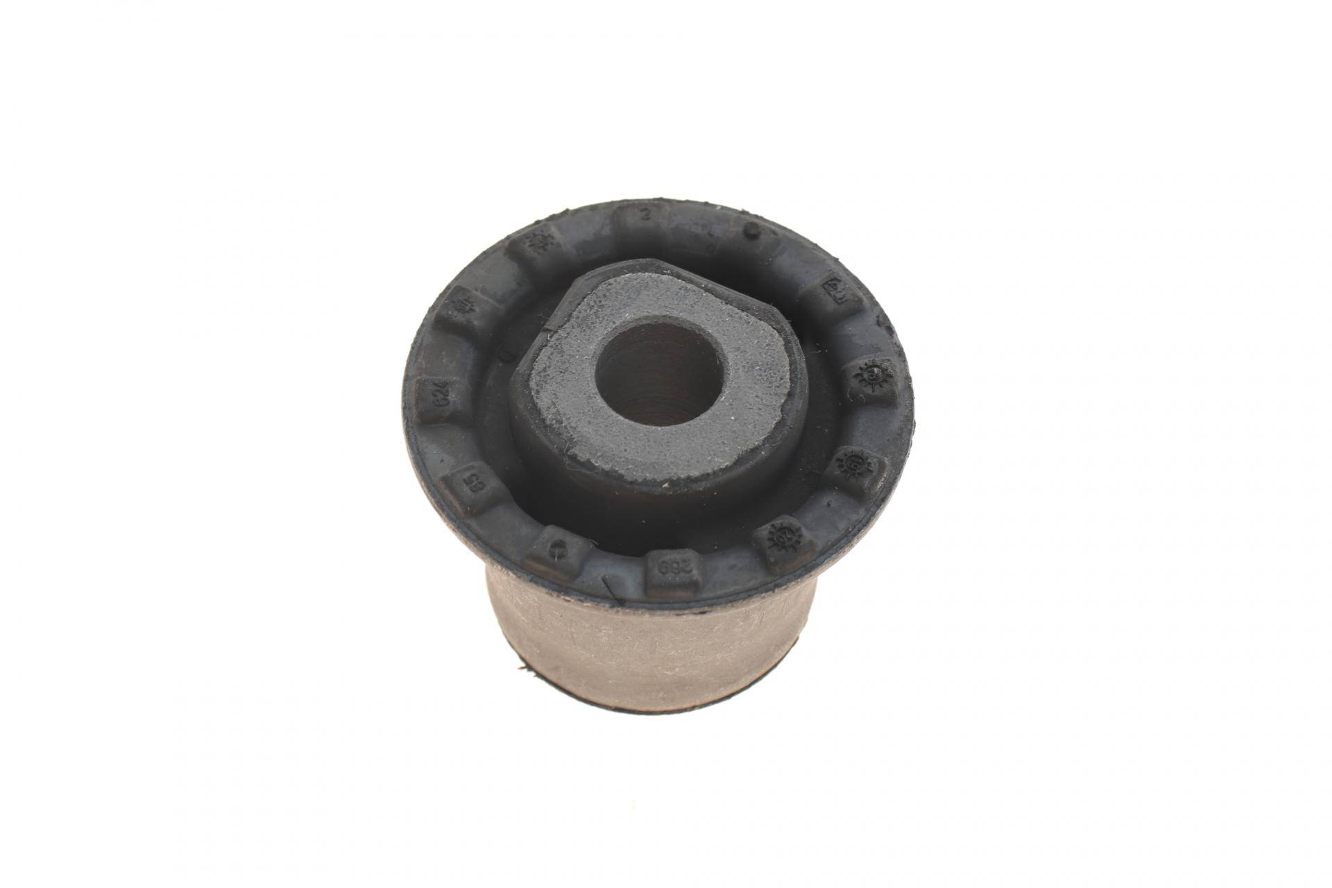 Сайлентблок балки (задньої/ззаду) Ford Mondeo 00-07