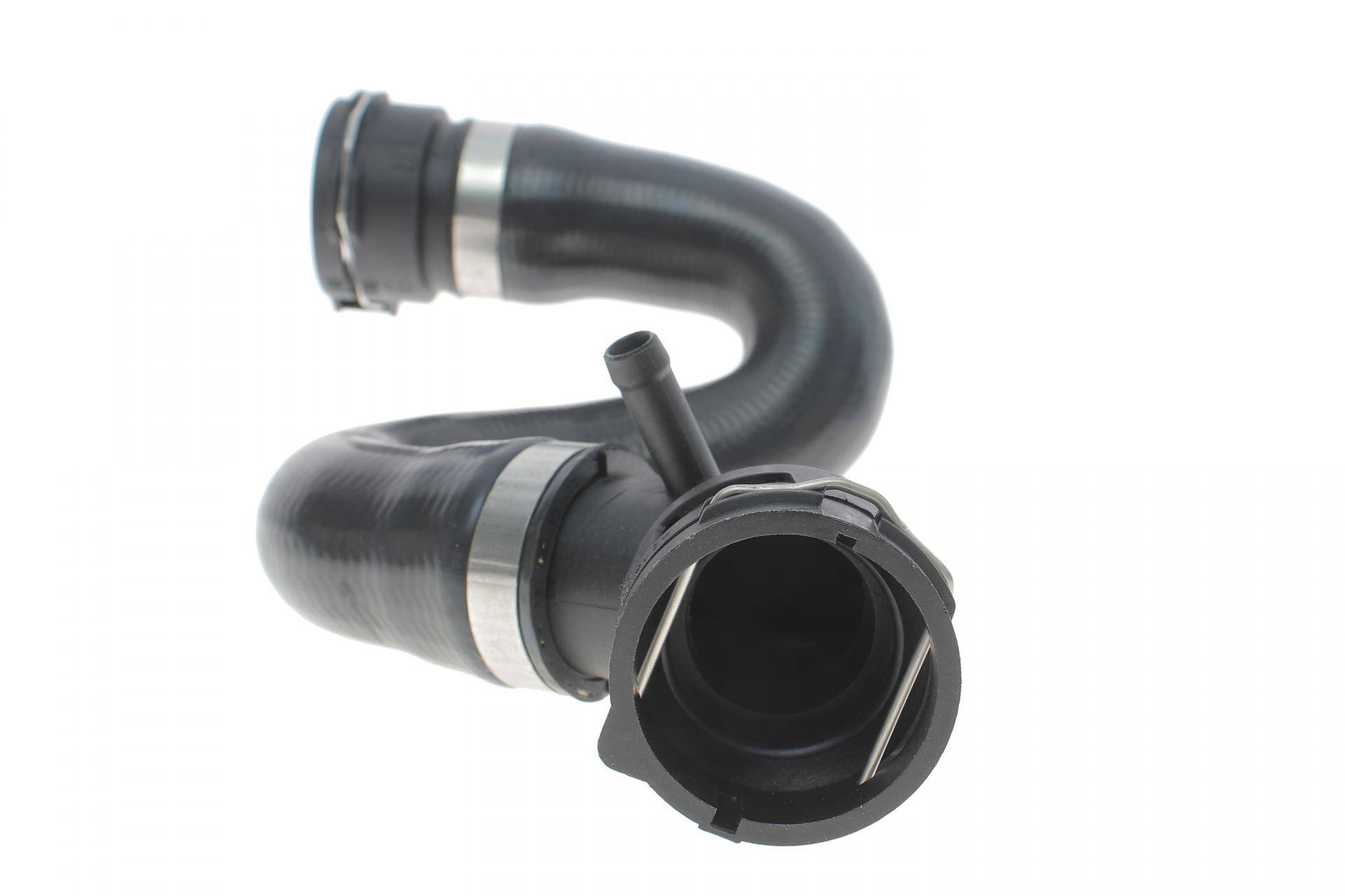 Патрубок радіатора Audi Q7 05-15