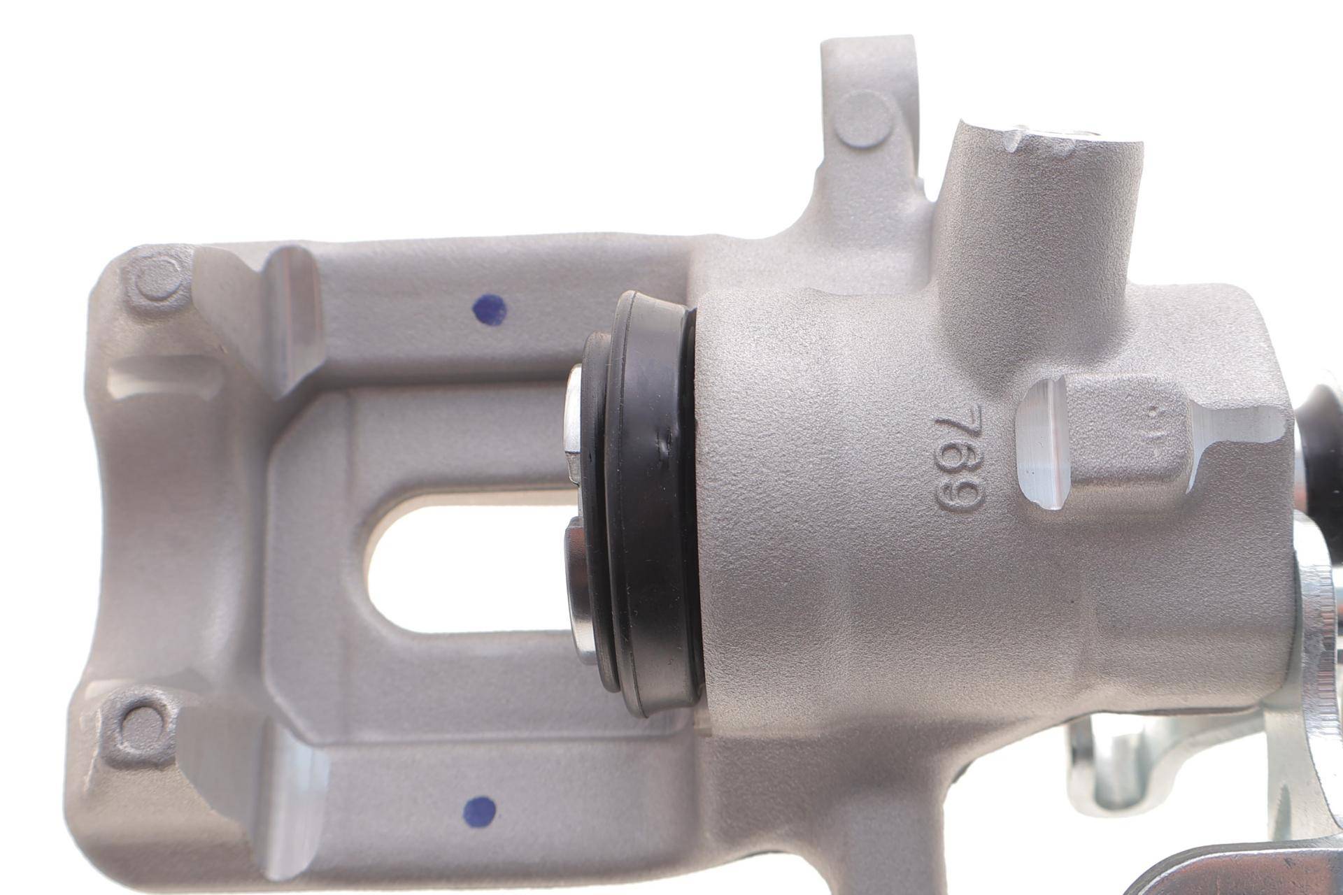 Супорт гальмівний (задній) (R) Peugeot 407 04-11 (d=38mm) (Trw)(пошкоджене ущільнення)