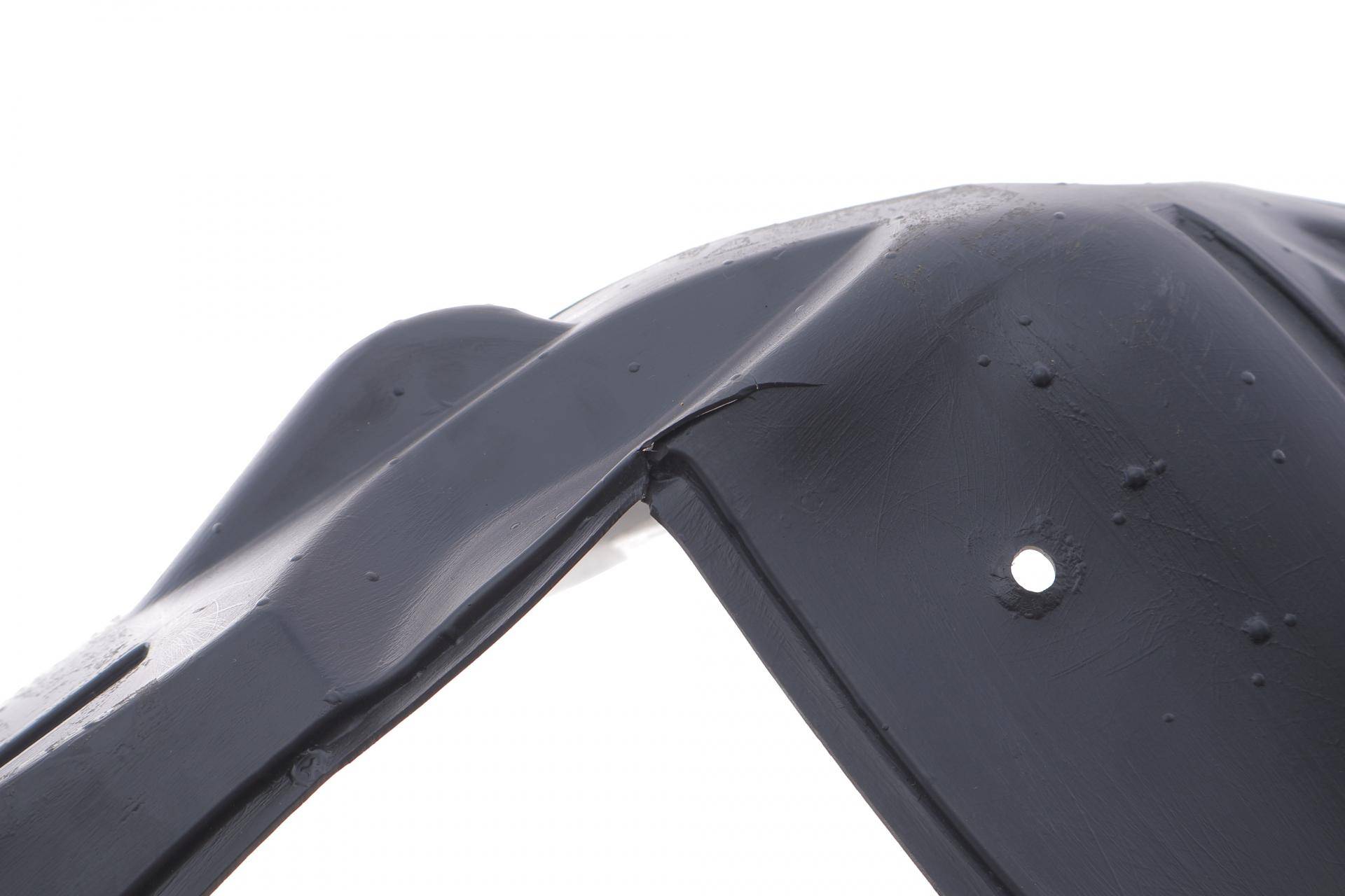 Підкрильник (передній/передня частина) Renault Trafic 2.0/2.5 dCi 06- (R)(незначне пошкодження)