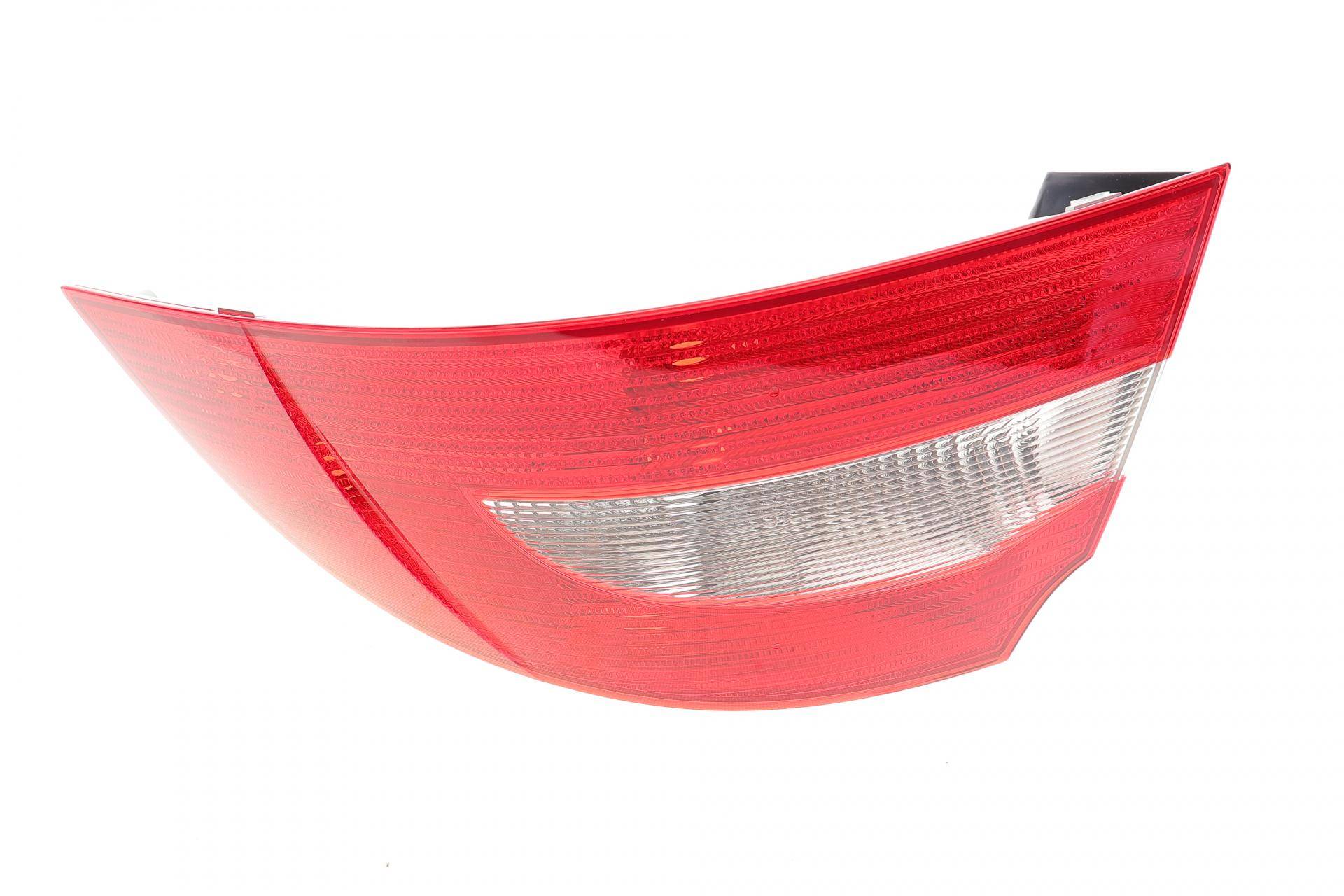 Ліхтар задній Skoda Superb II 08-13 (R)