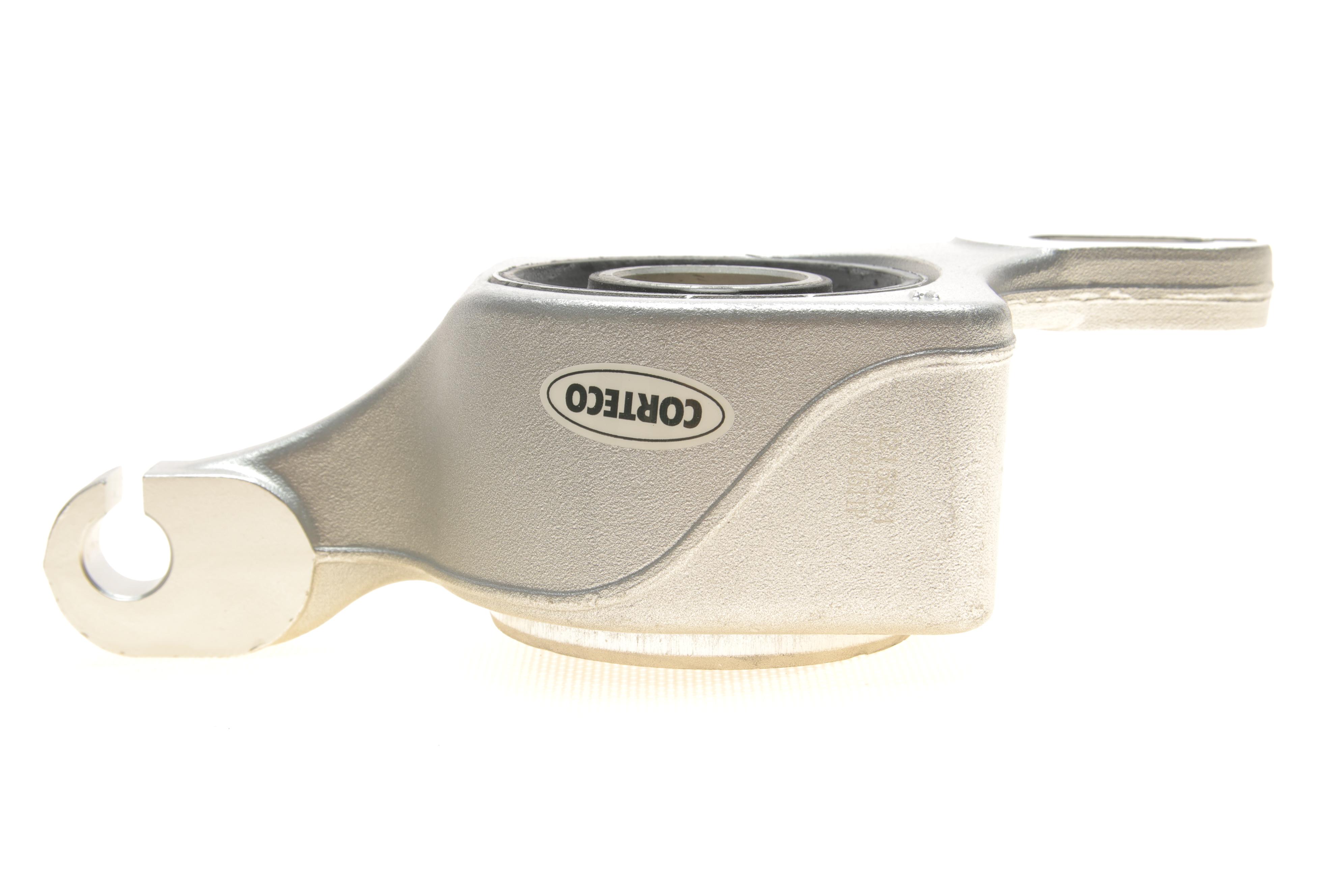 Сайлентблок важеля (переднього) MB GL-class (X164)/ M-class (W164) 05- (R)